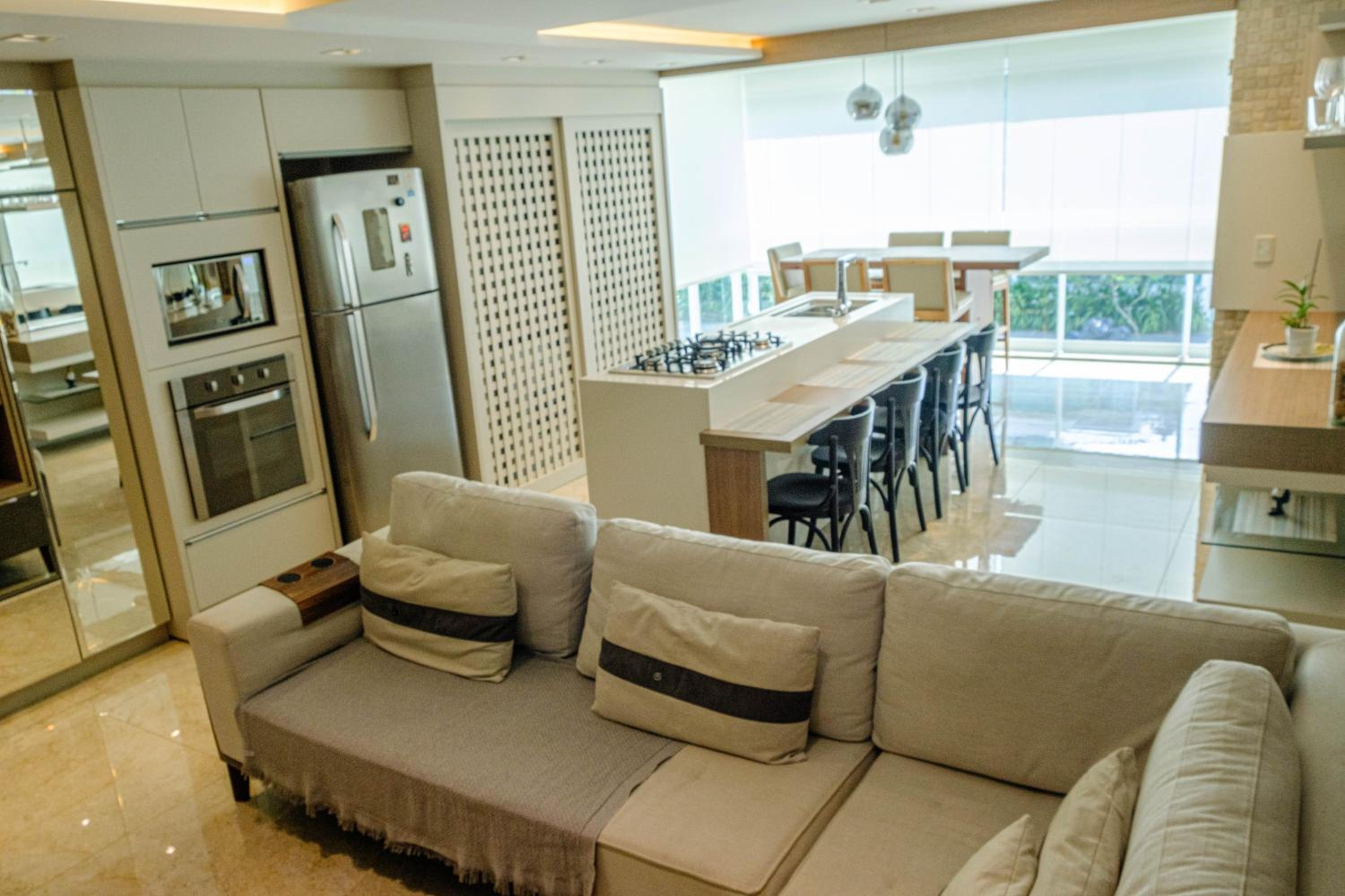 Luxury at the beach!Wi-Fi500Mpbs