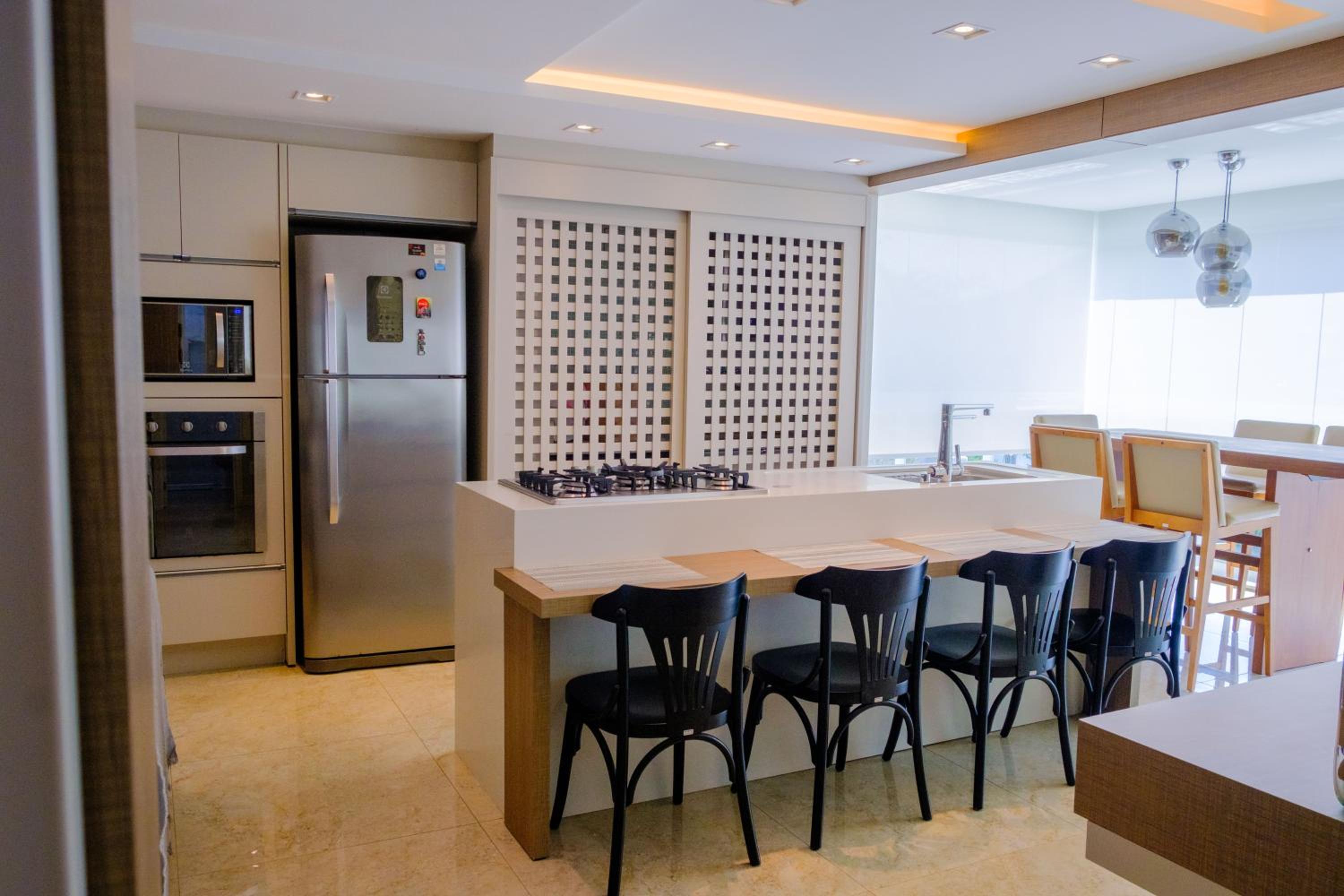 Luxury at the beach!Wi-Fi500Mpbs