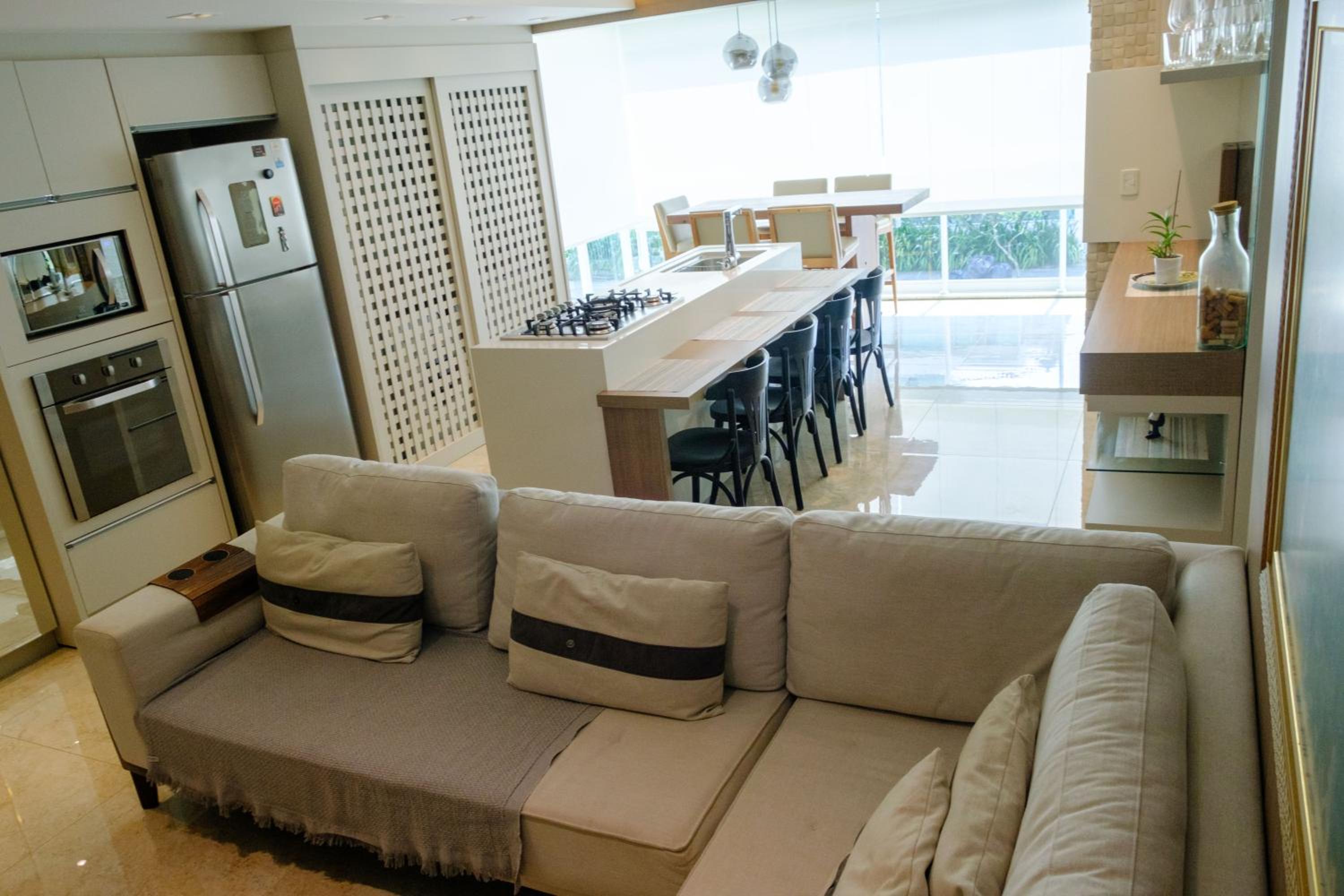 Luxury at the beach!Wi-Fi500Mpbs