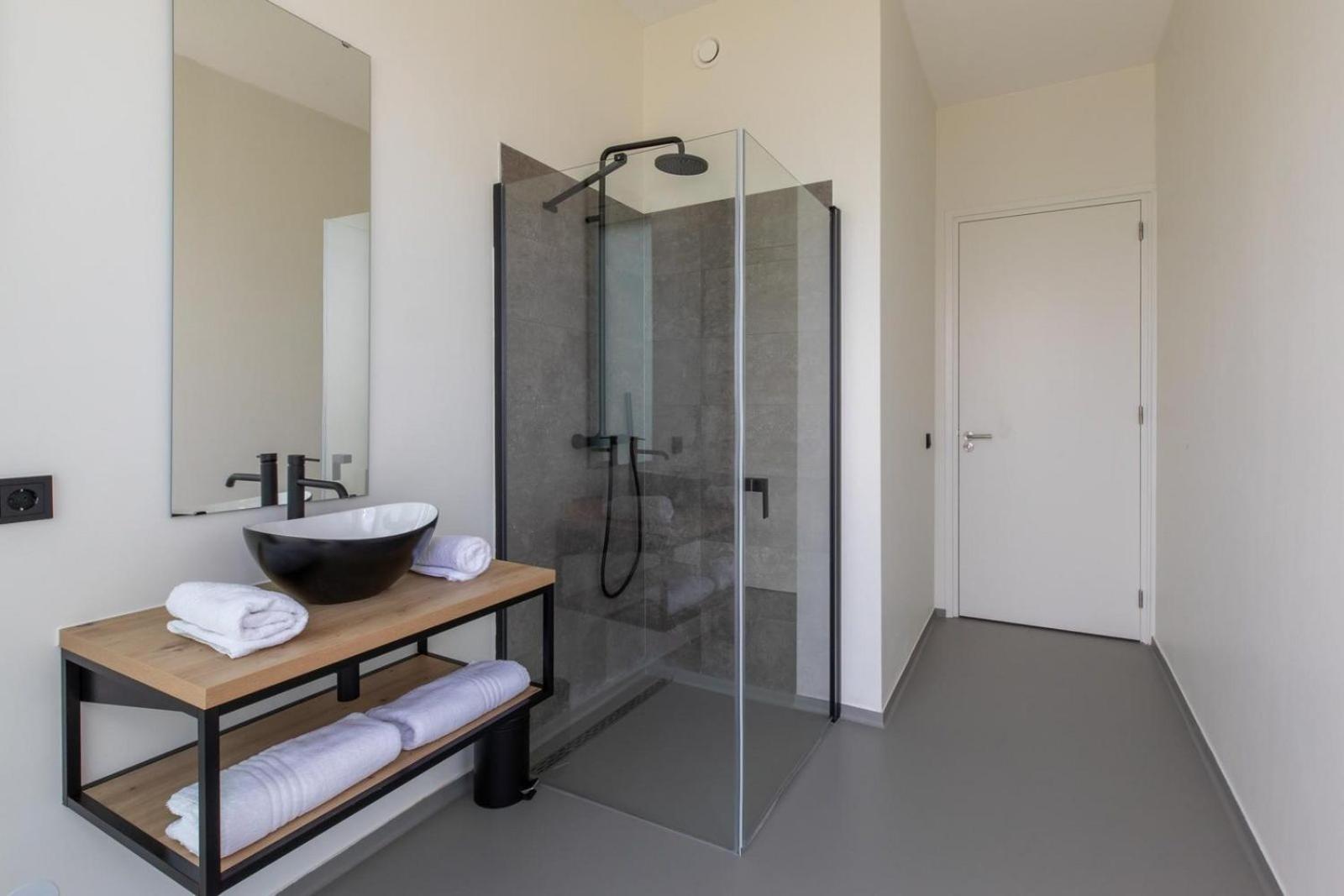Vakantiewoning aan het water - met 2 balkons - Vista Maris - Nr 38 view 3