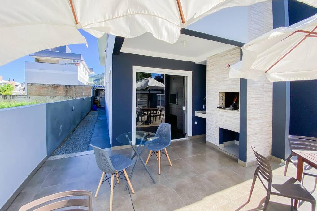 Apartamento na Praia De Palmas - 0138