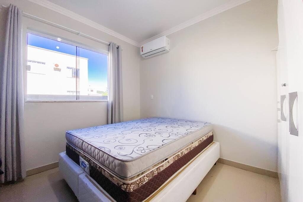Apartamento na Praia De Palmas - 0138