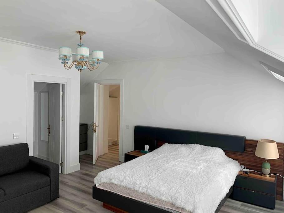 Exclusive Luxury Villa With Pool & Sauna near Sea Breeze