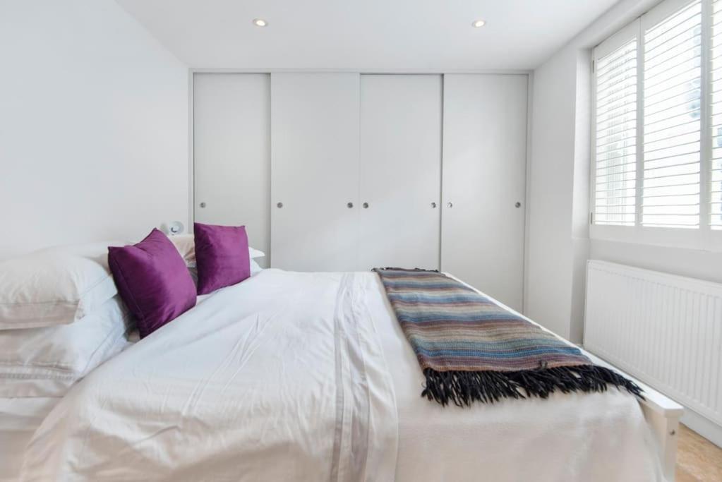 Chepstow Place- Notting Hill