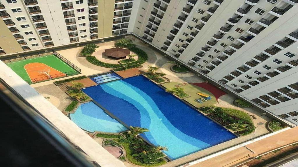 Cinere Resort by Gold Room