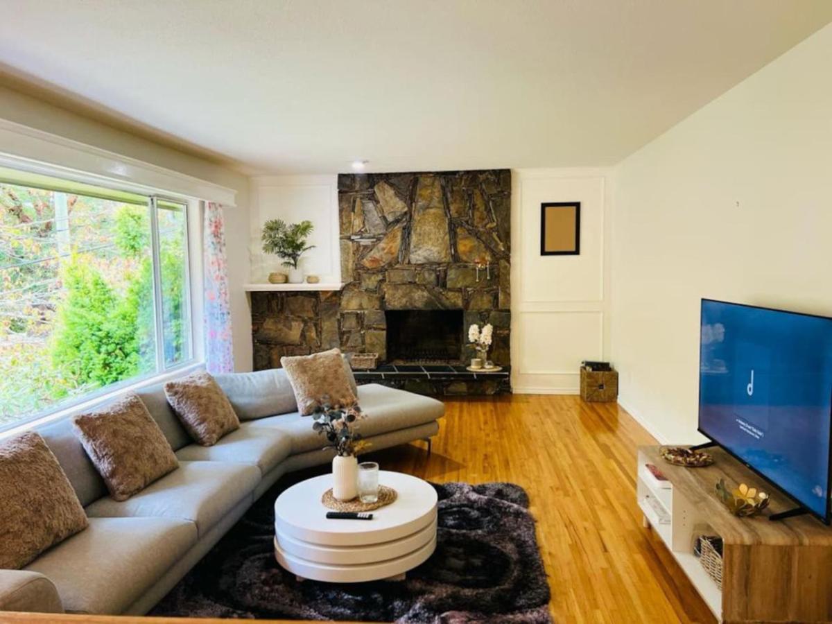 Beautiful Home in Victoria, BC