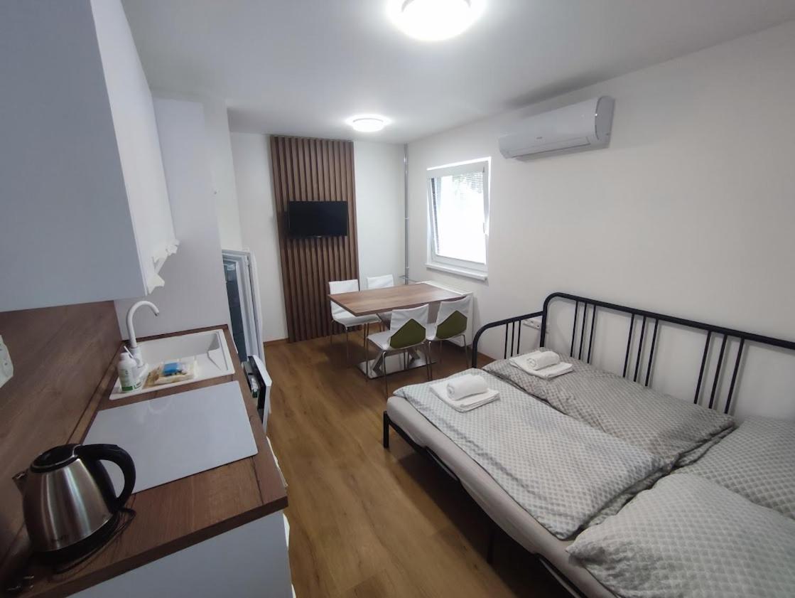 apartmánový dom rodiny BÖJTÖS Patince
