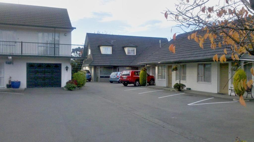 Christchurch Motel view 3