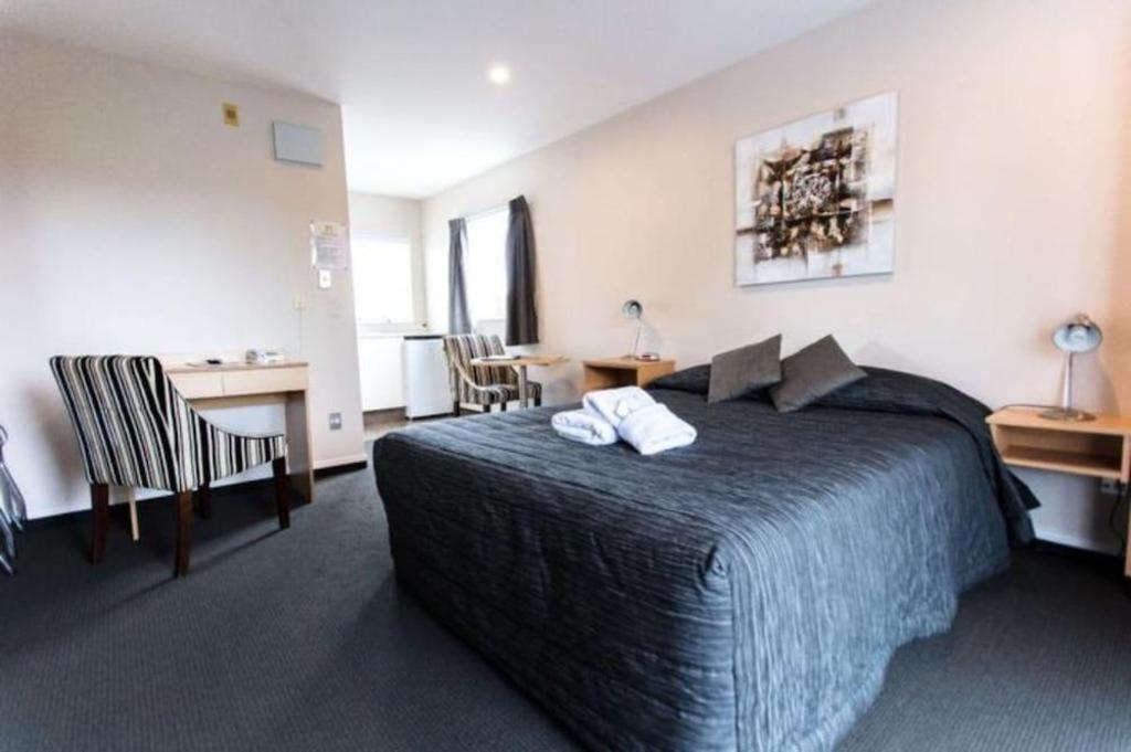 Christchurch Motel view 5
