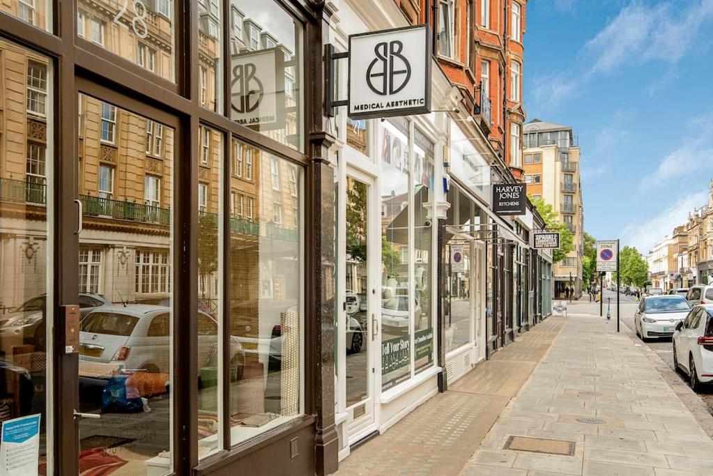 Chepstow Place- Notting Hill
