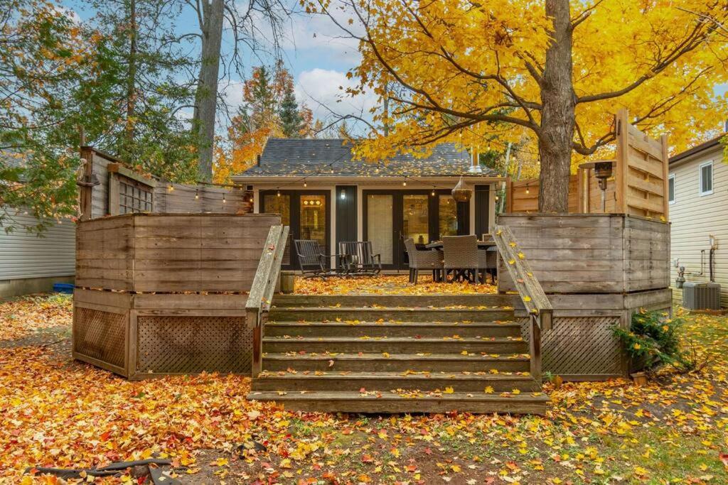 Cozy Cabin Retreat Hot Tub and Fire Pit