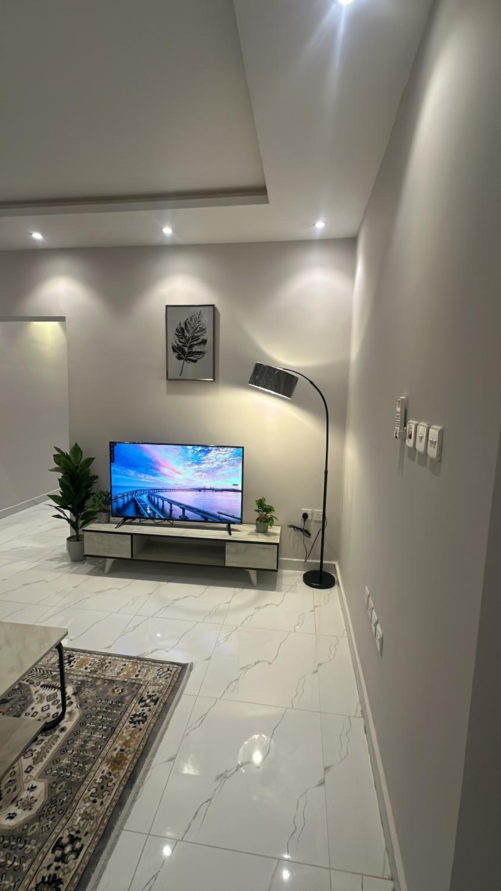 21 - 1 bedroom apartment with self check in