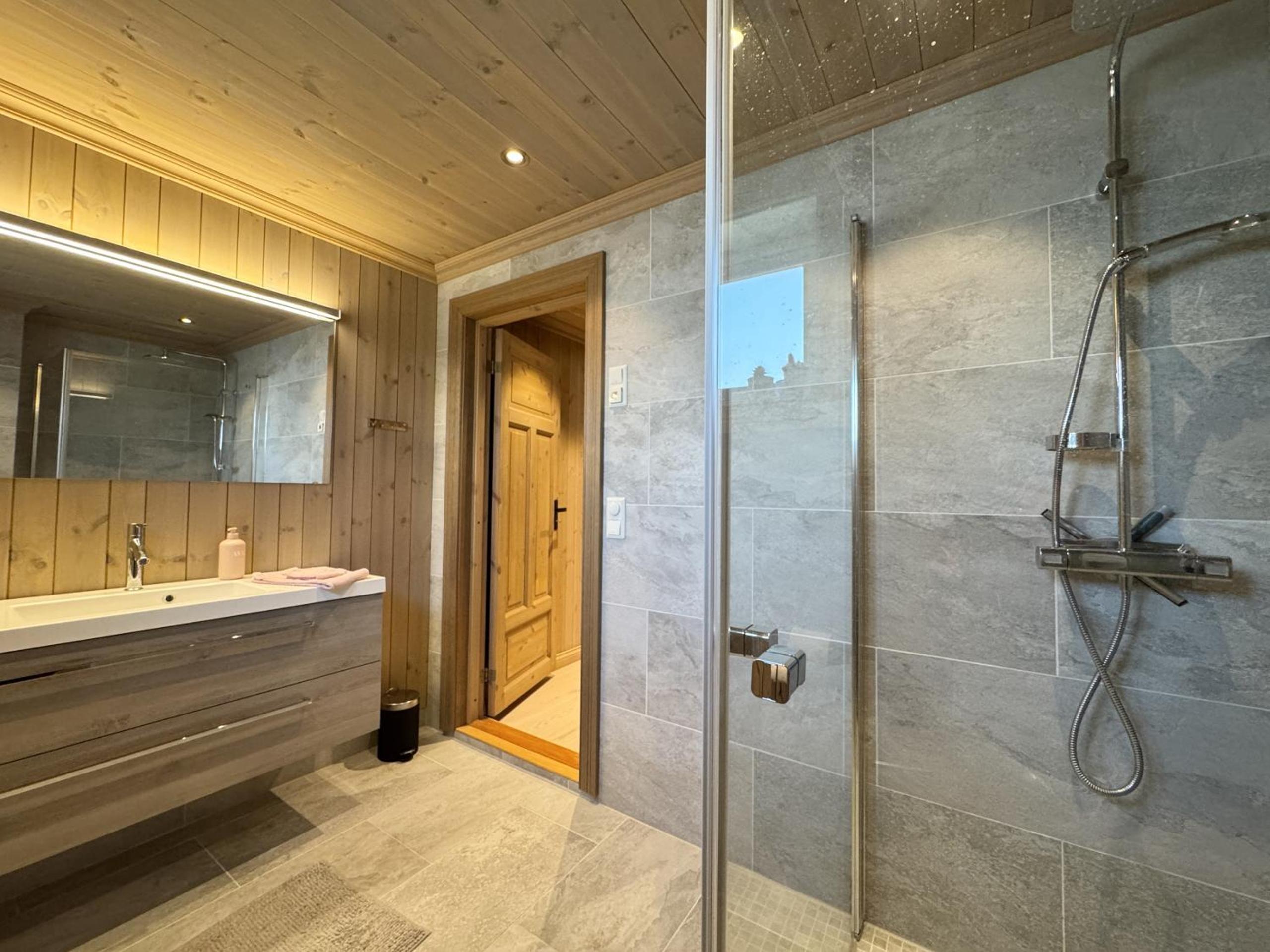 Spacious and roomy cabin on Golsfjellet view 4