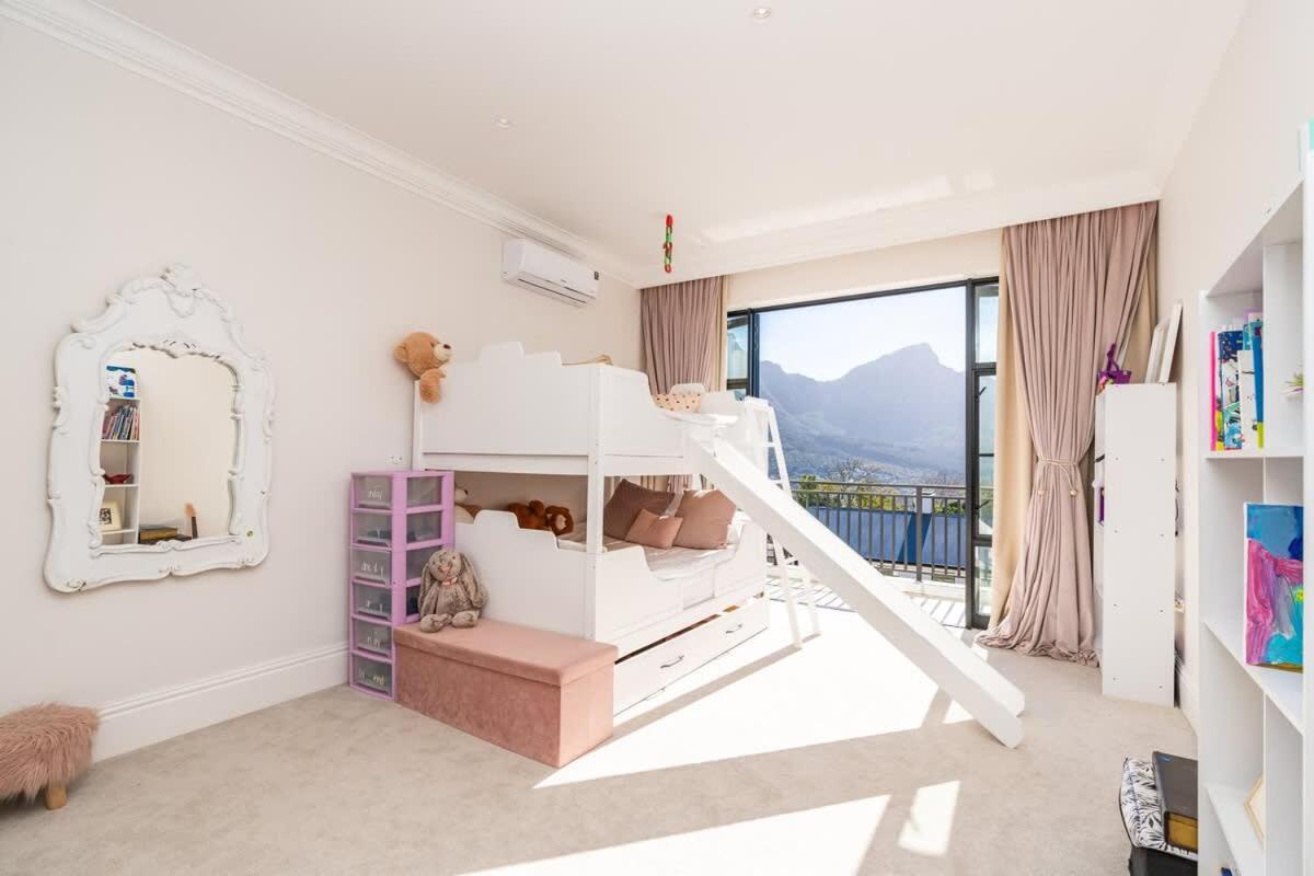 Luxurious Villa In Secure Estate view 5