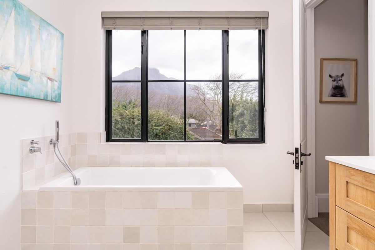 Elegant Modern 4-Bedroom Home view 5