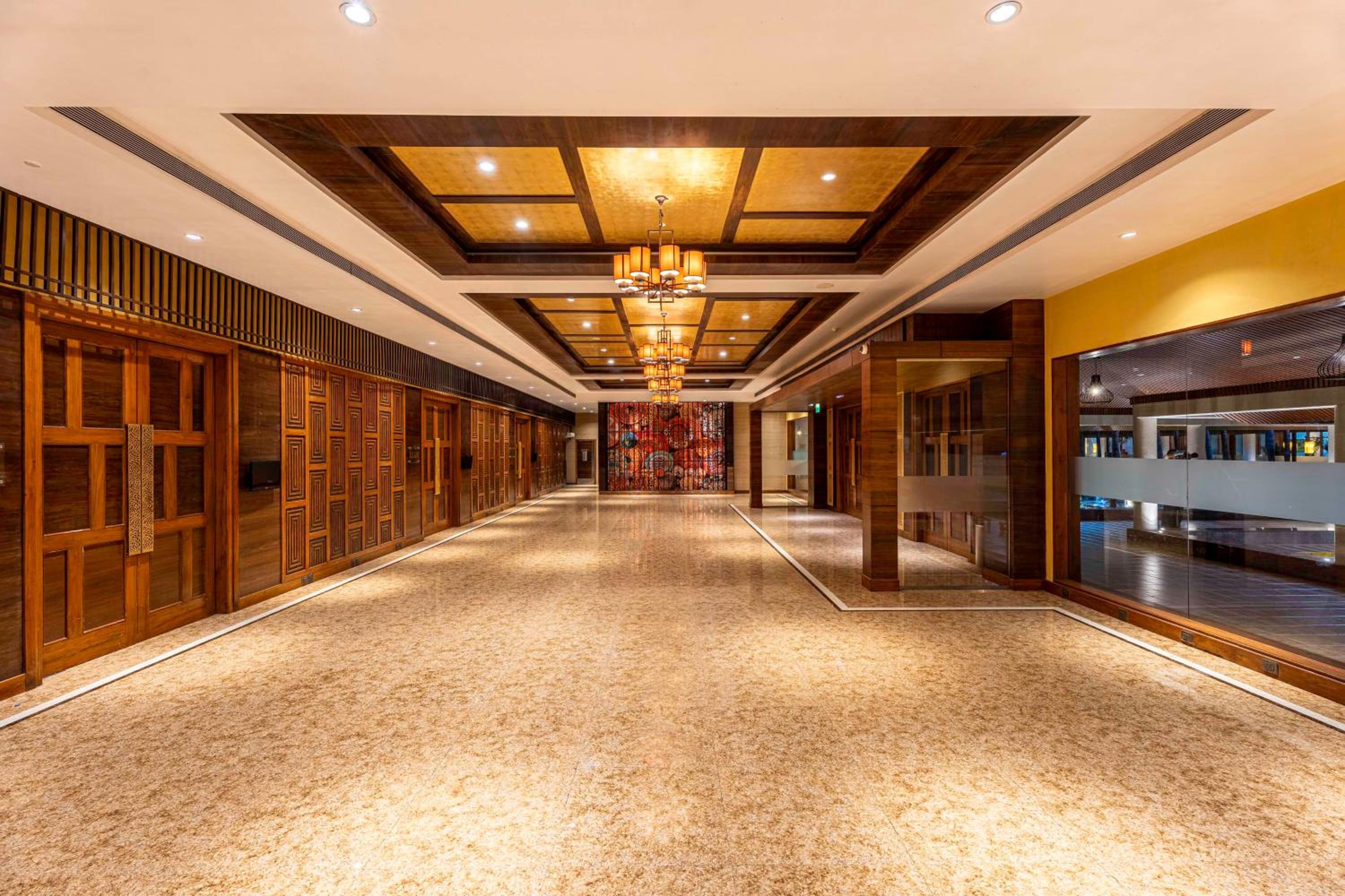 Radisson Blu Plaza Resort & Convention Centre Karjat