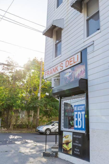 Harty's Terrace 302 N Terrace, photo 21