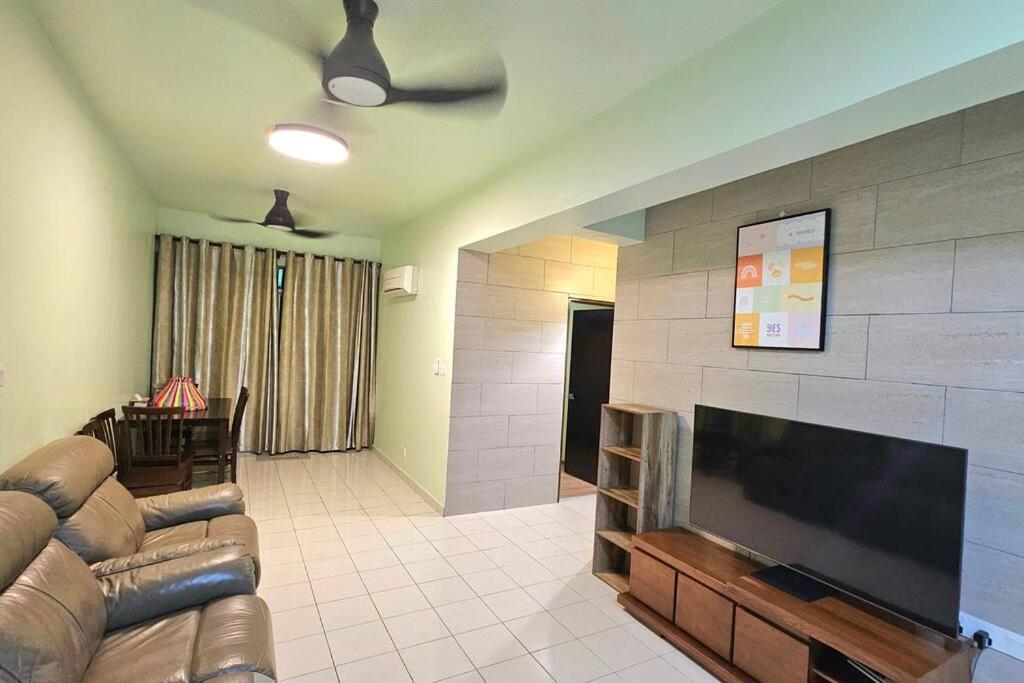 Wulanluna Homestay photo 1