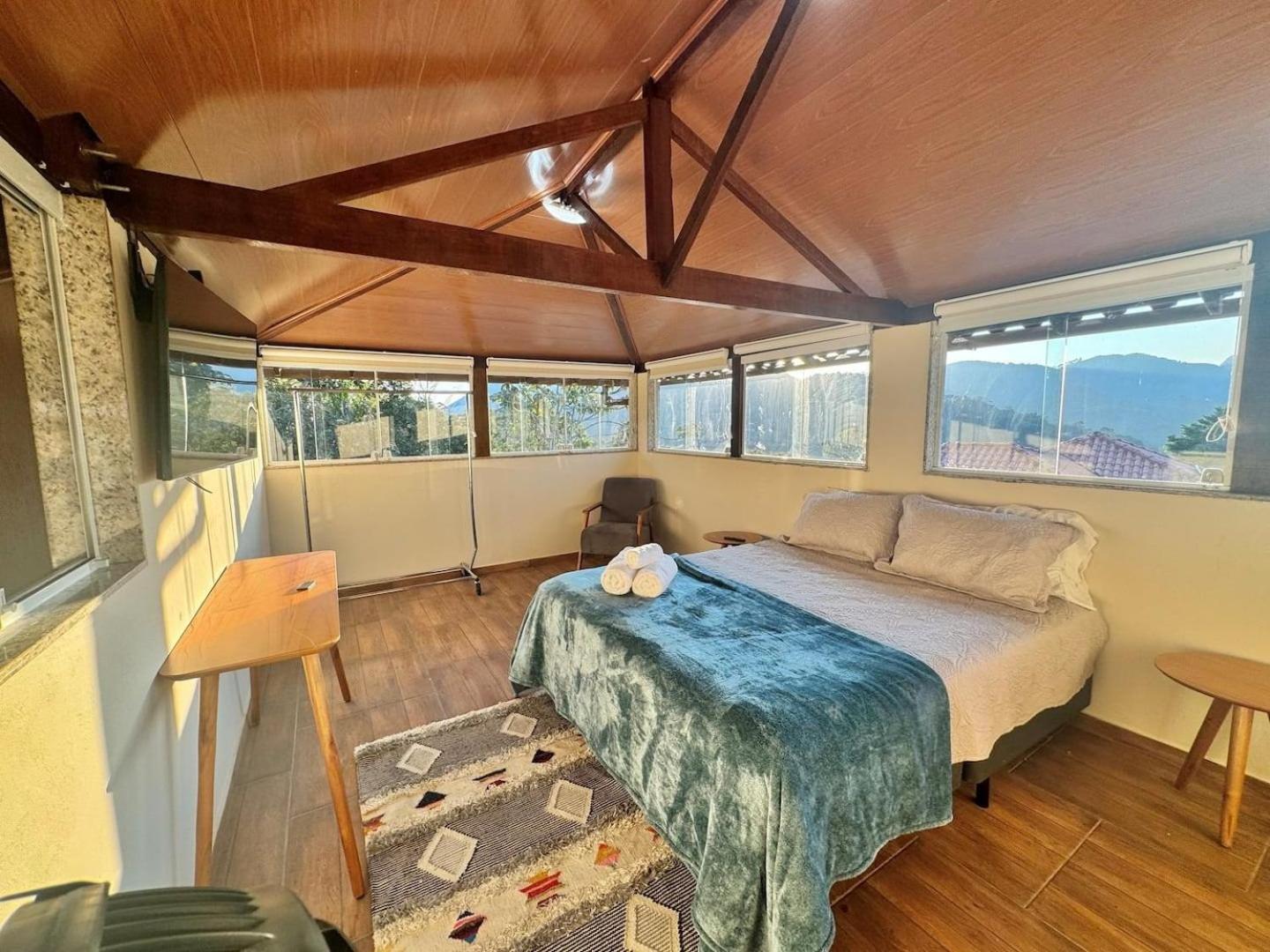 Casa maravilhosa com piscina e sauna