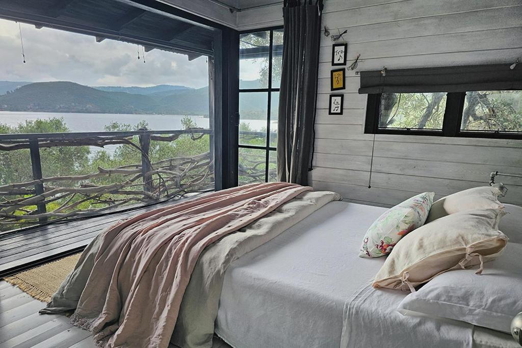 Magical Treehouse Cabin by the sea with amazing views view 3