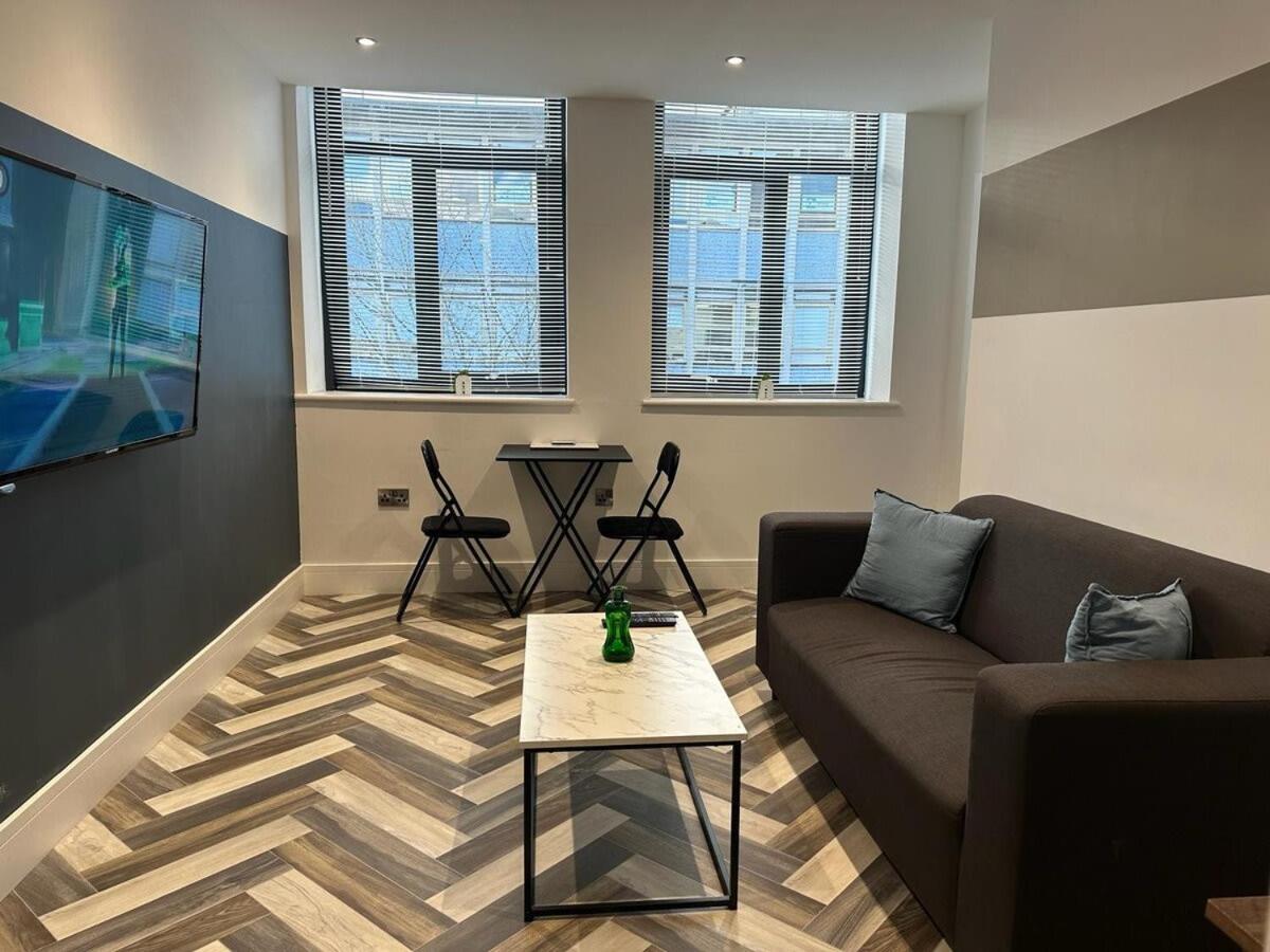 Contractor & Business Stay - 1-Bed - Near Station - Sleeps 4