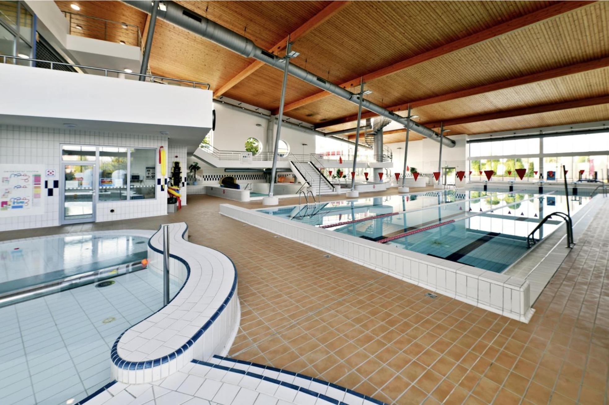 DiamondVilla, 4 bedroom Apartment, garden & spa