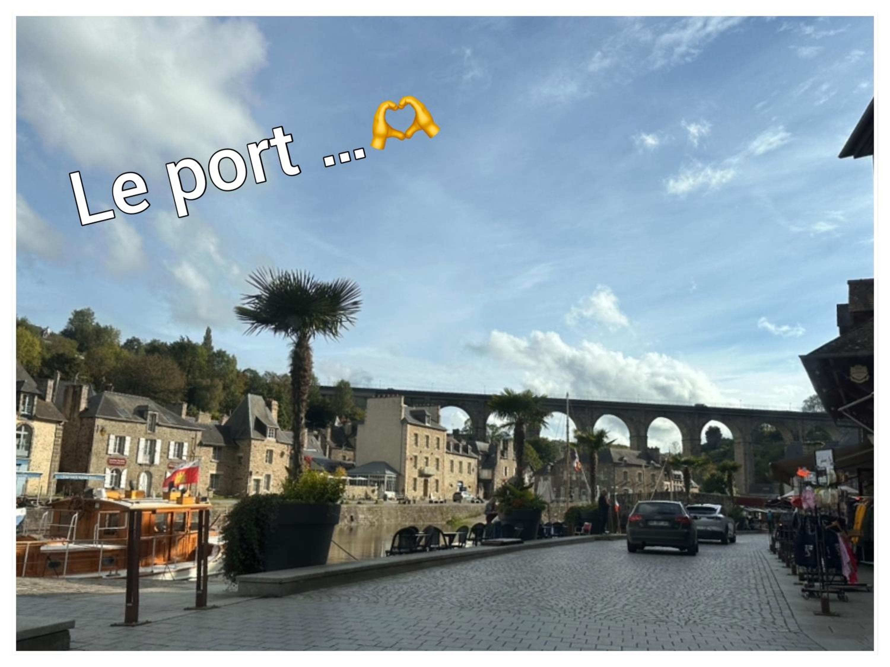 Les Libellules Appartement avec baignoire spa à Dinan Lanvallay