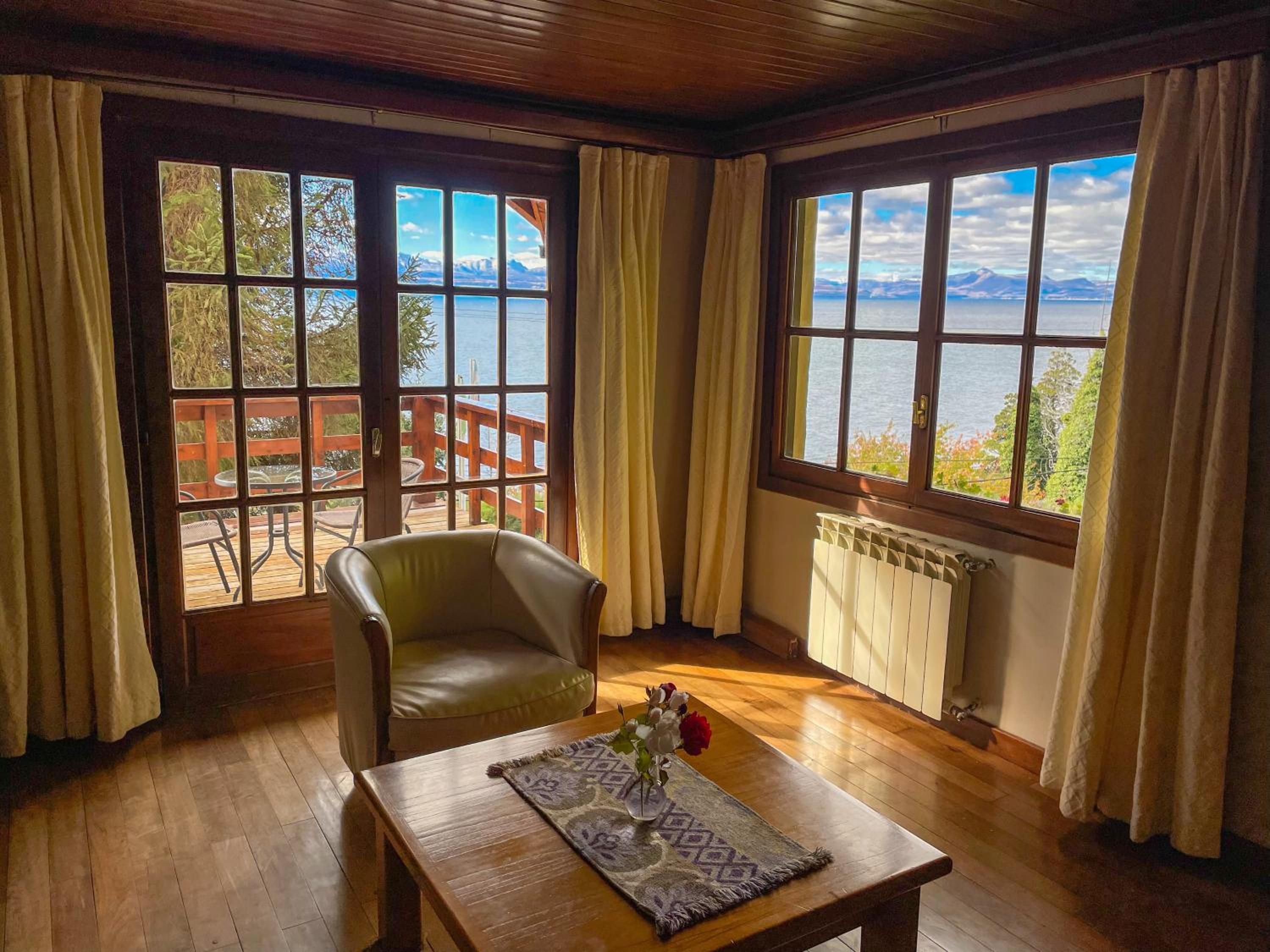 Pailahue Cabañas Lodge
