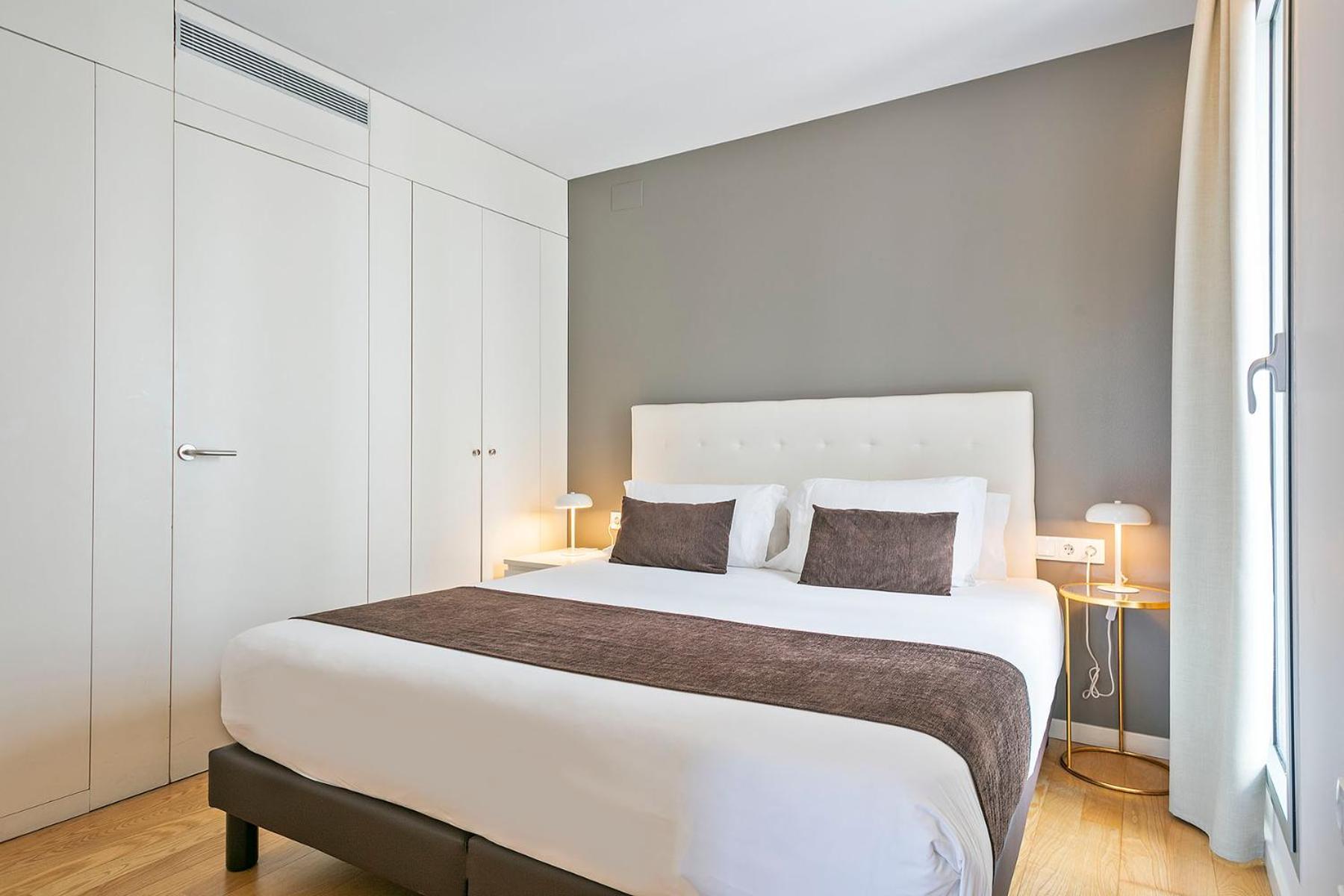 Lugaris Beach Apartments
