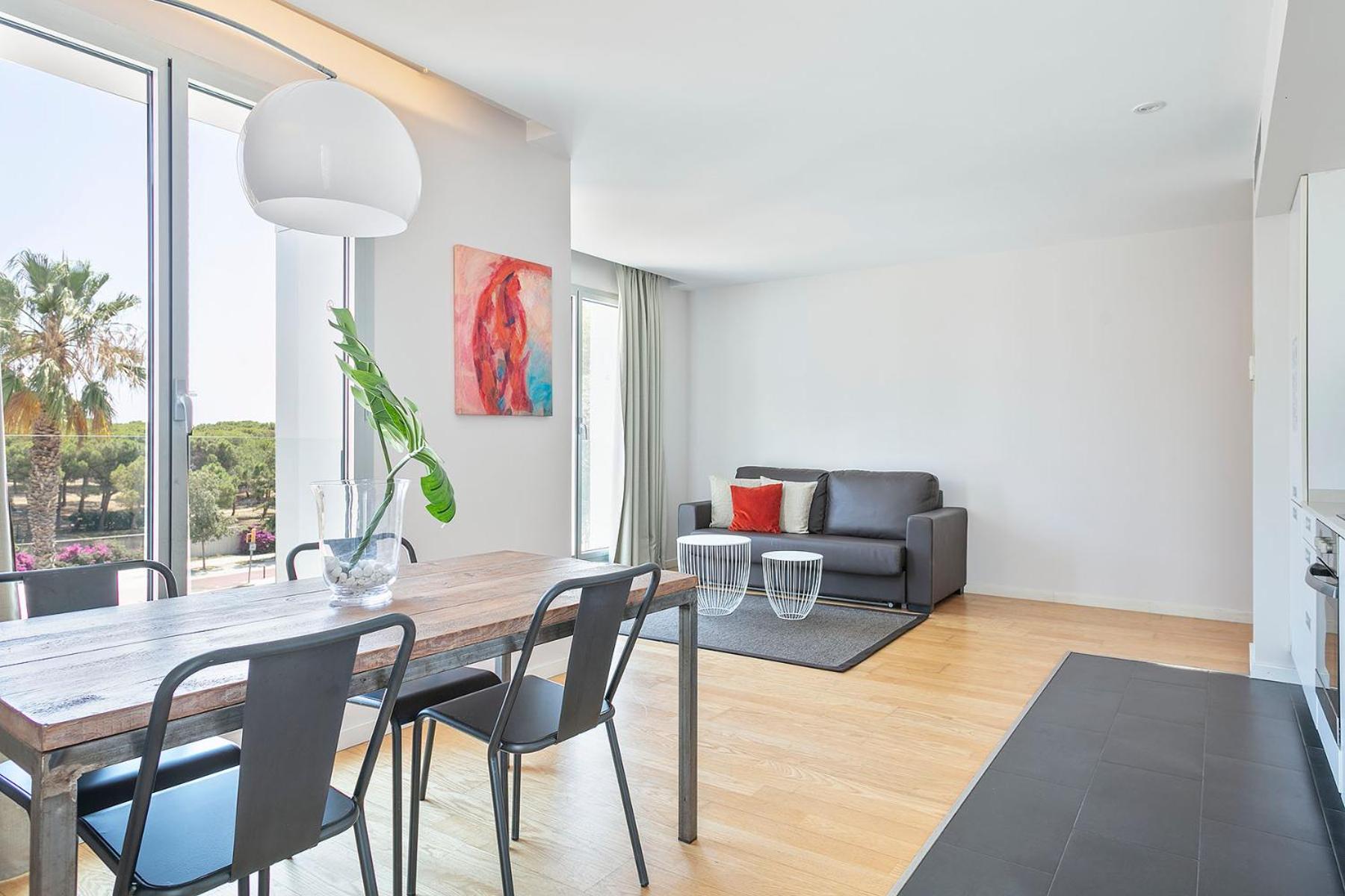 Lugaris Beach Apartments