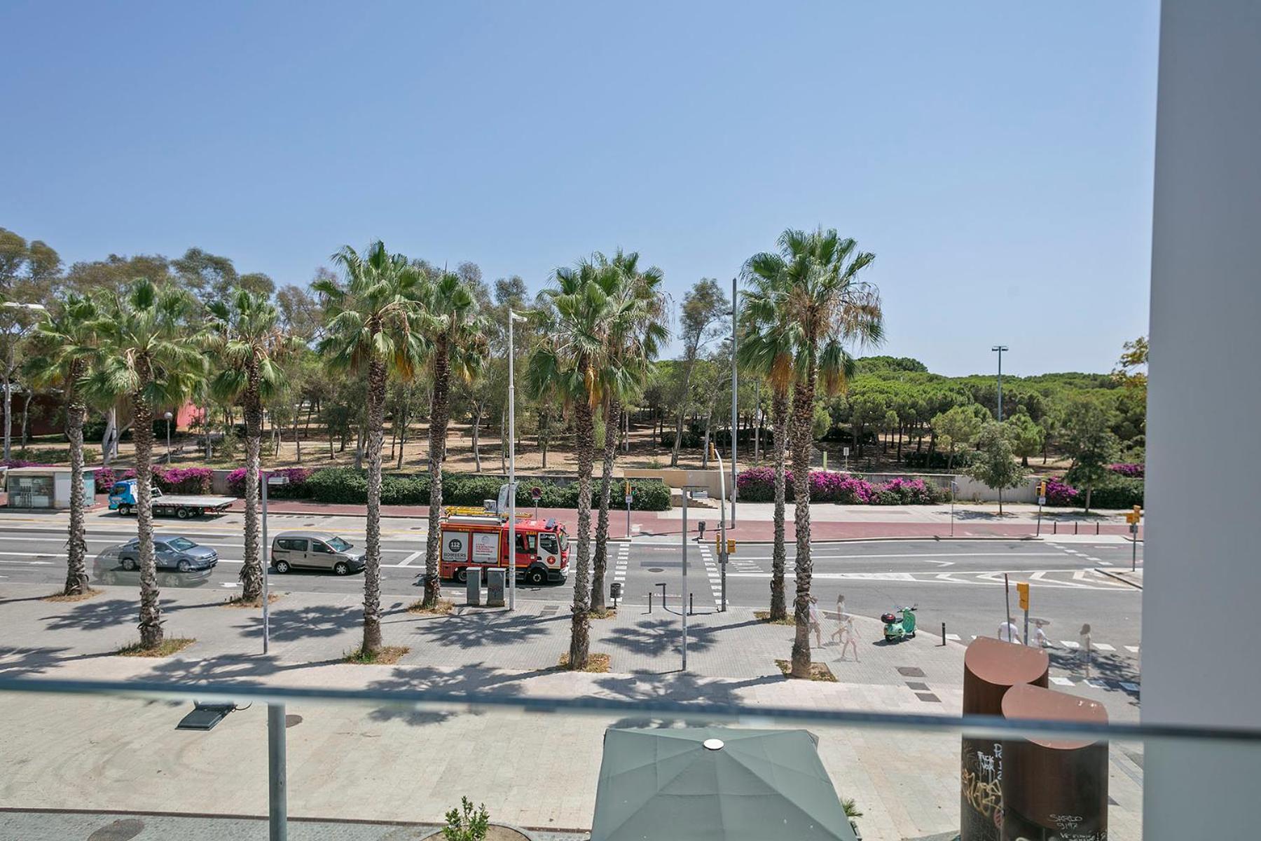 Lugaris Beach Apartments