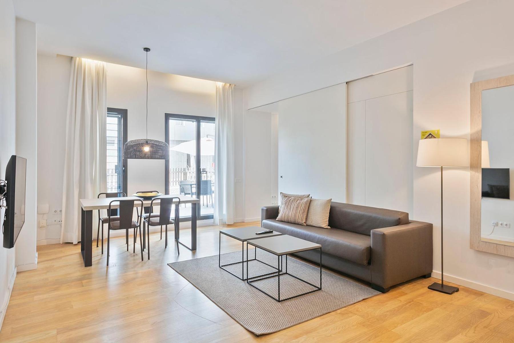Lugaris Beach Apartments