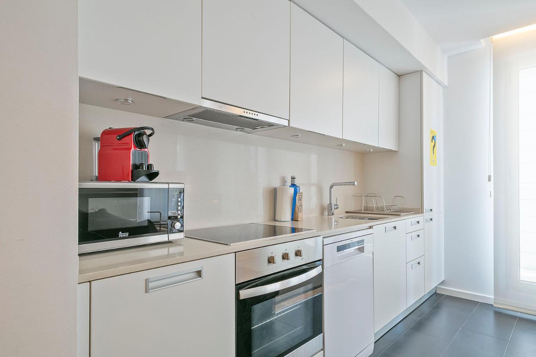 Lugaris Beach Apartments
