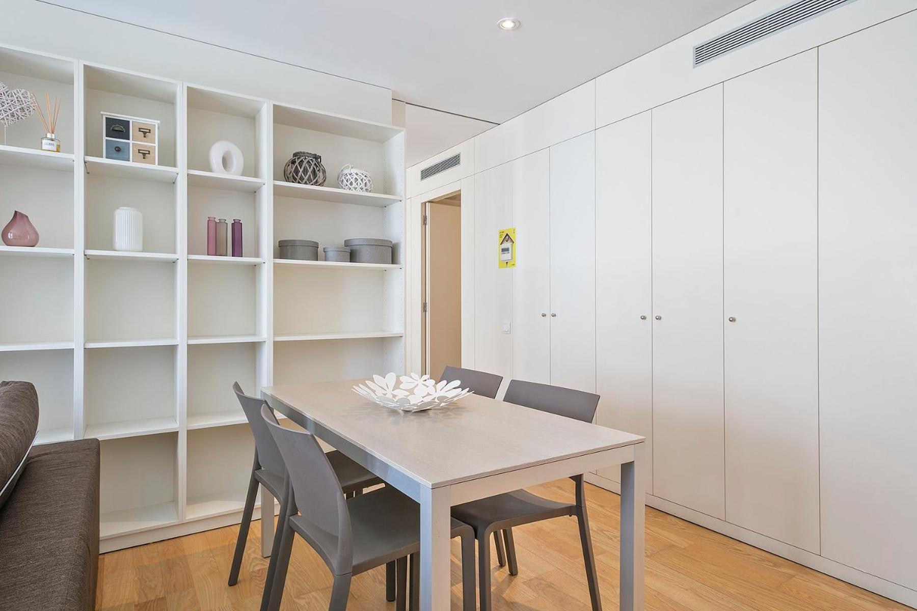 Lugaris Beach Apartments