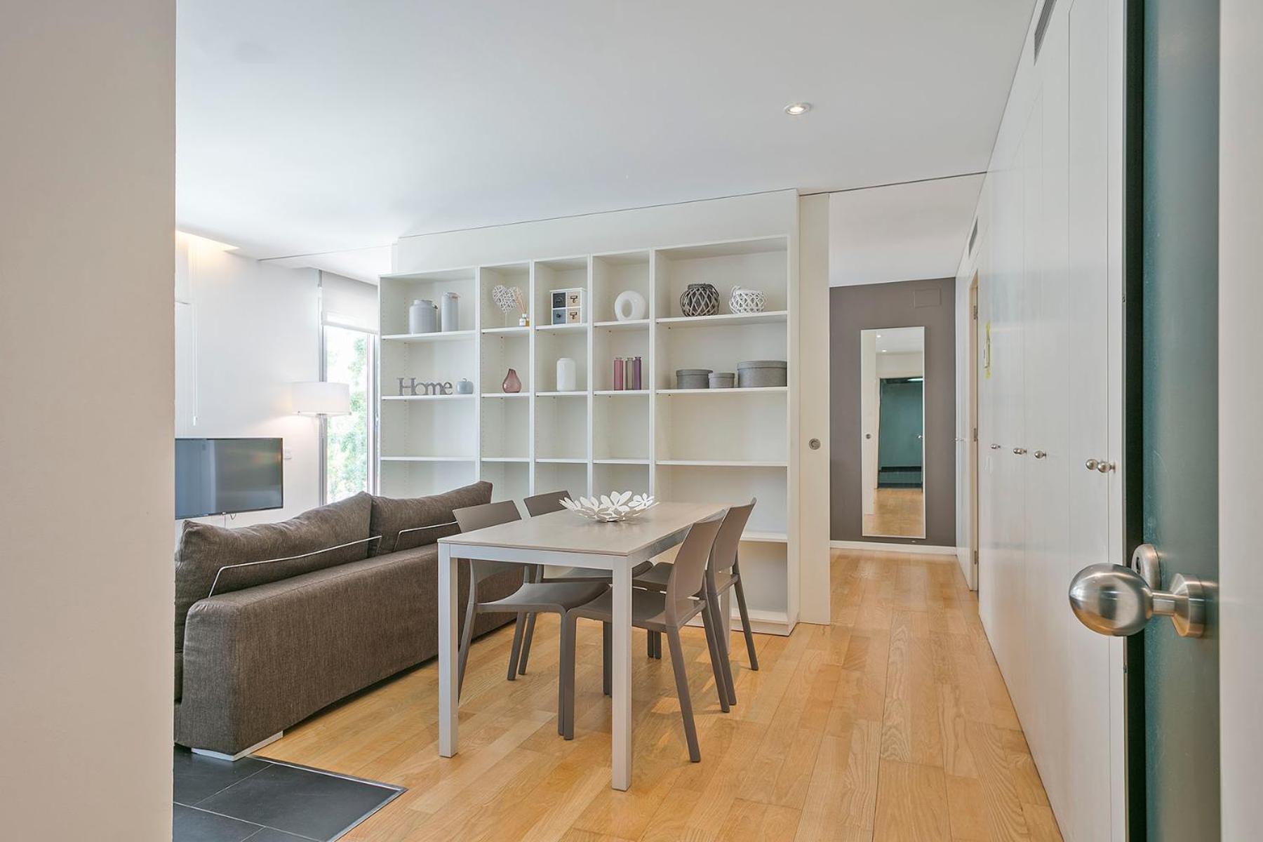 Lugaris Beach Apartments