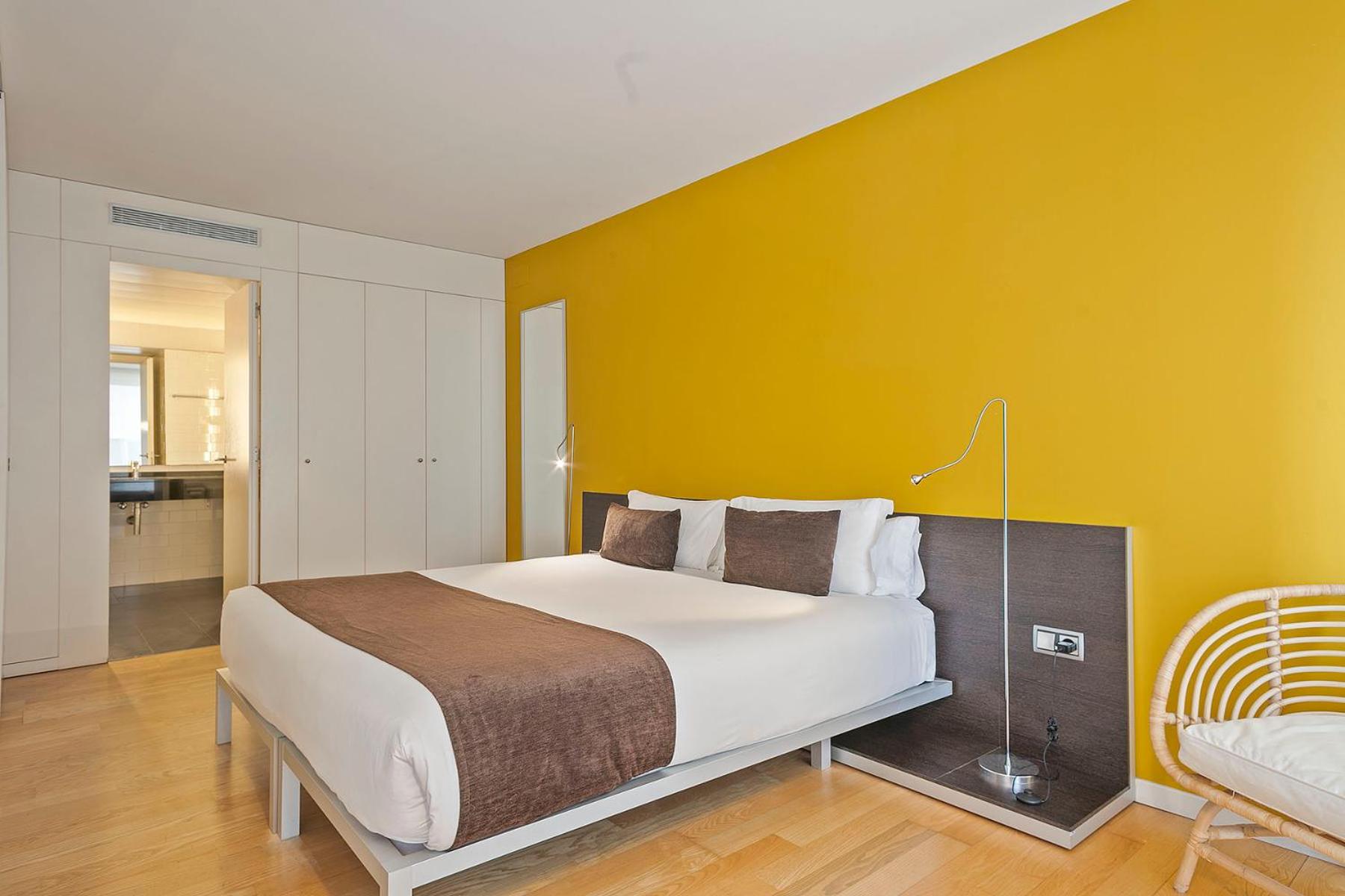 Lugaris Beach Apartments