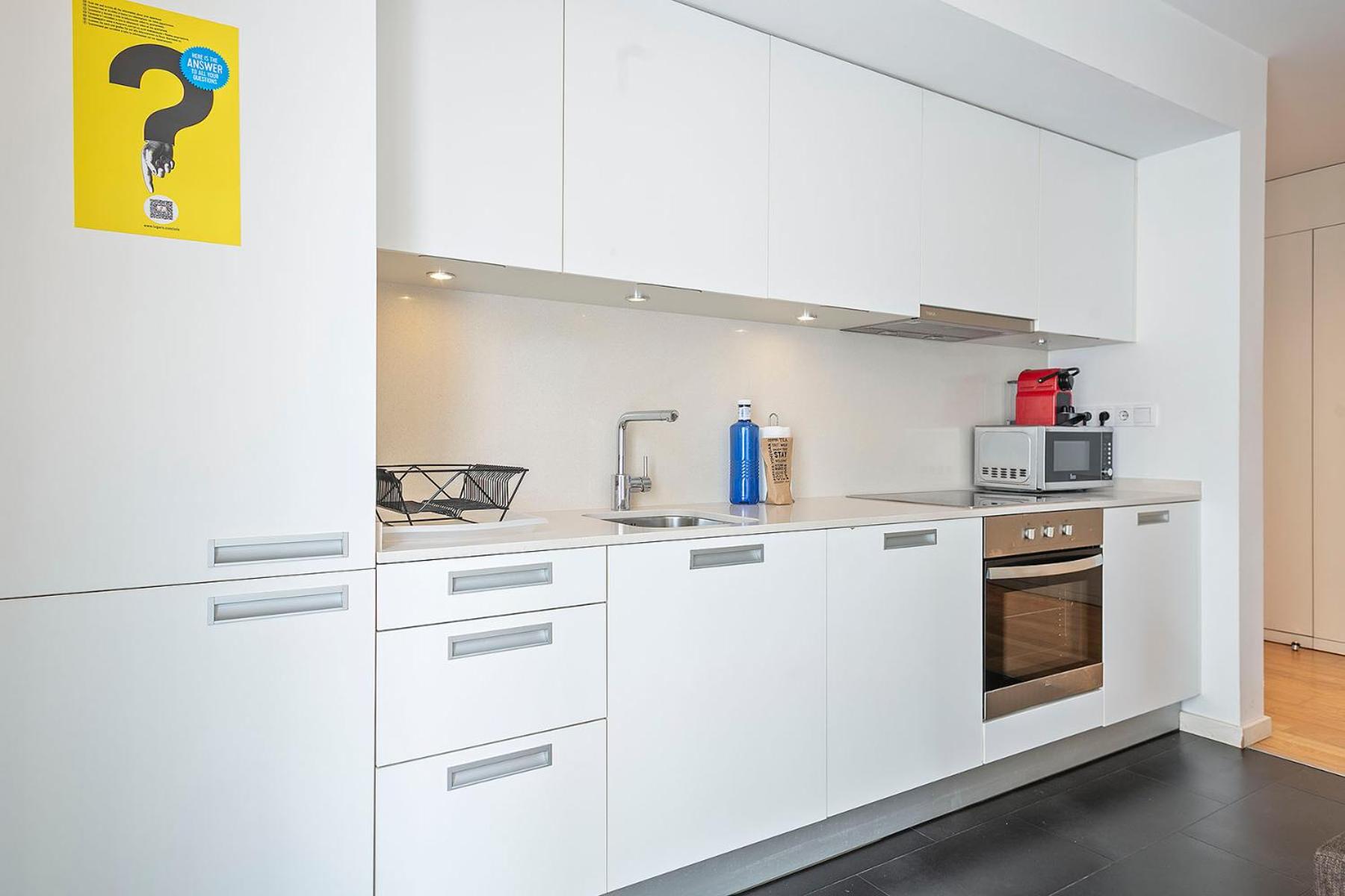 Lugaris Beach Apartments