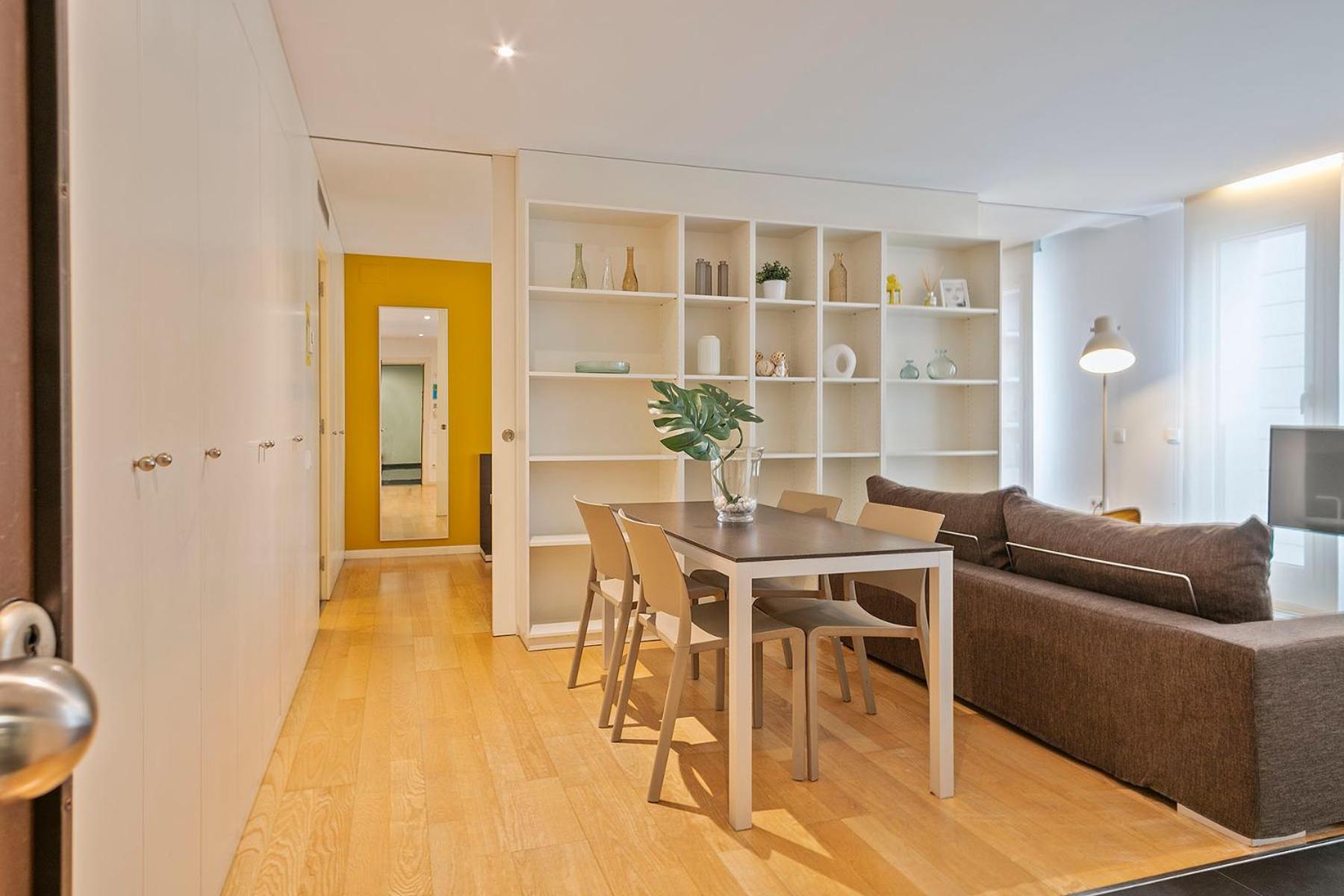 Lugaris Beach Apartments