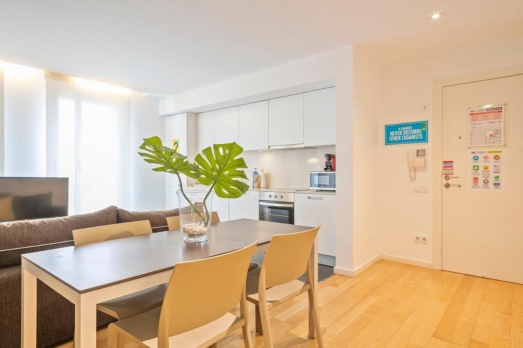 Lugaris Beach Apartments