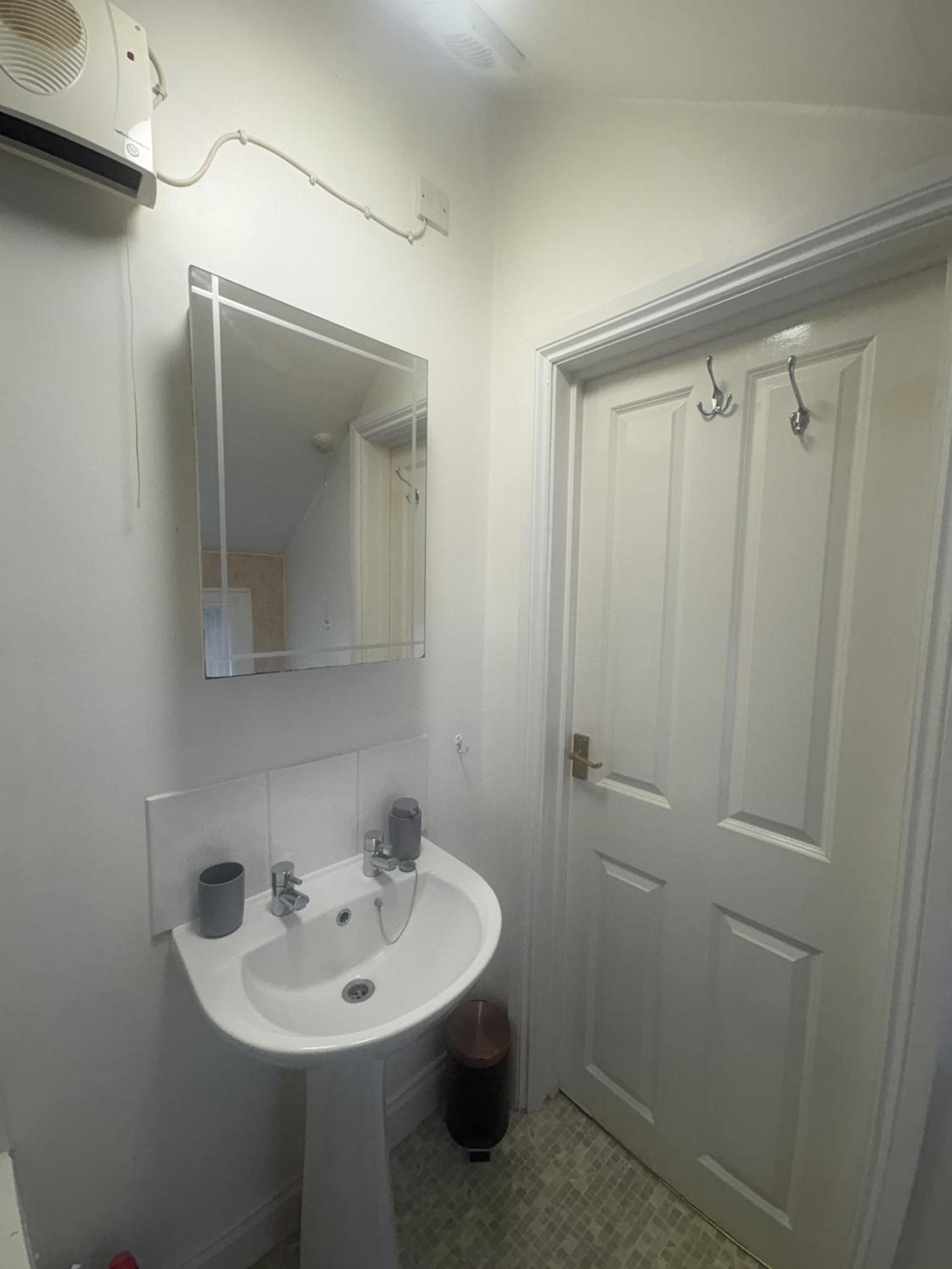 Royal Tunbridge Wells Vacations - High Brooms Suite - Property Image 5