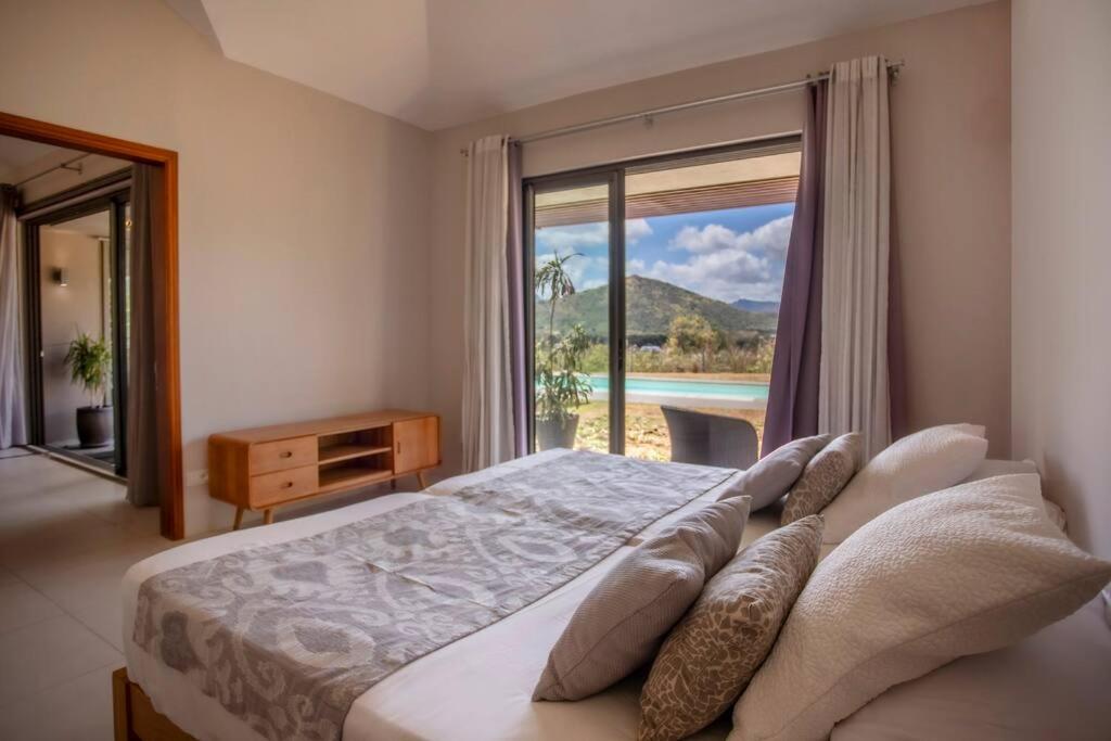 Perfect Family Vacation Villa Pool & Garden view 3