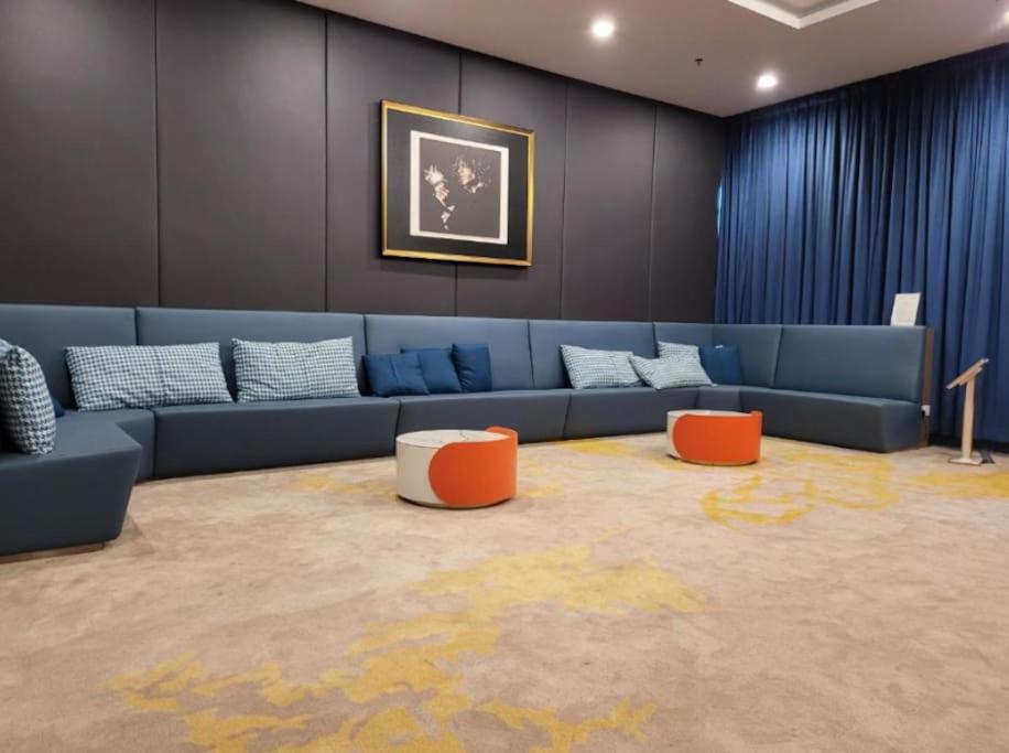 Sky Trees 3pax, Bukit Indah, Aeon, Legoland, Netflix