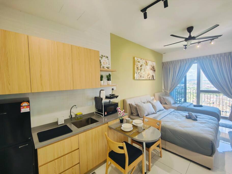Sky Trees 3pax, Bukit Indah, Aeon, Legoland, Netflix