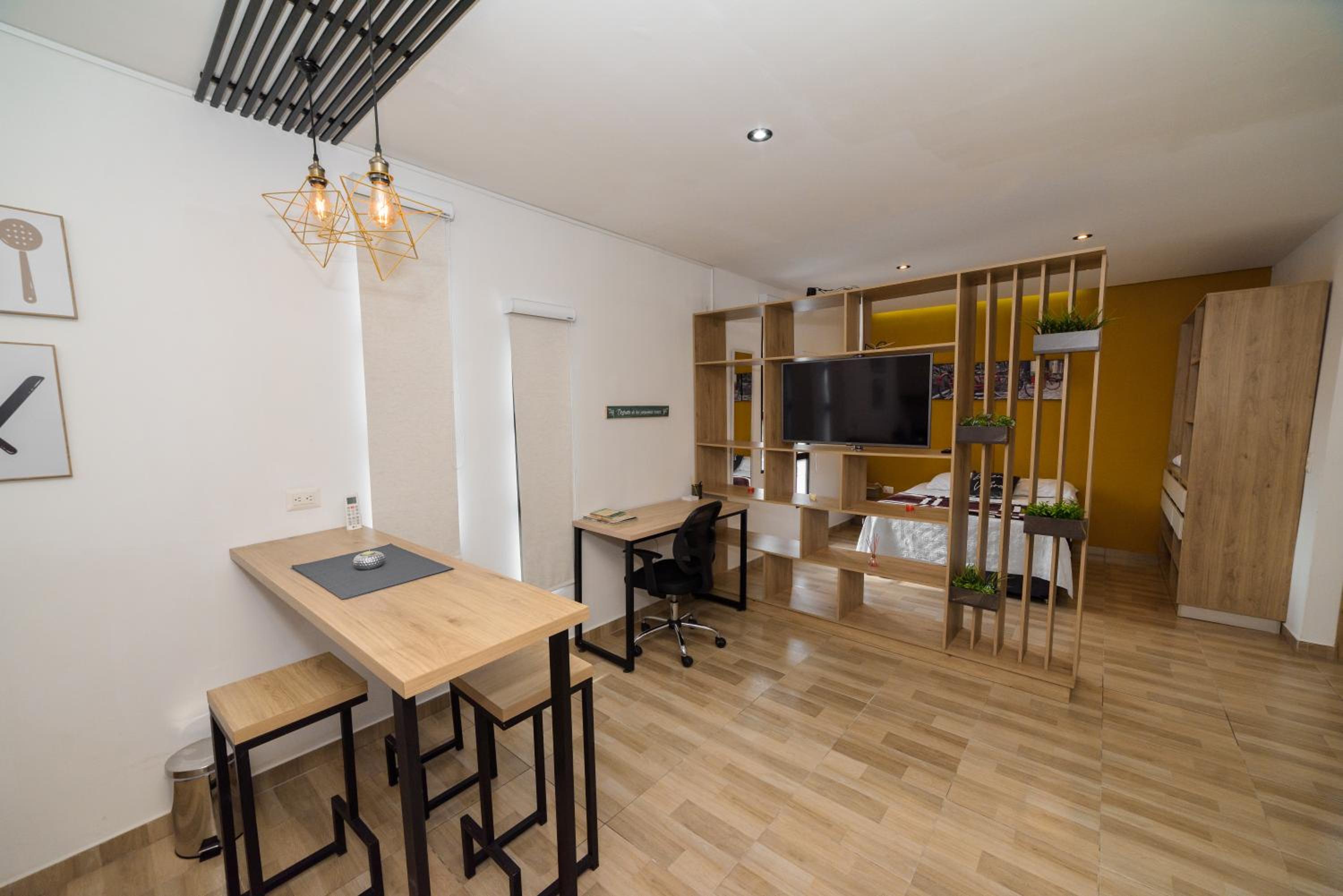 Caobos Center Coliving & Coworking