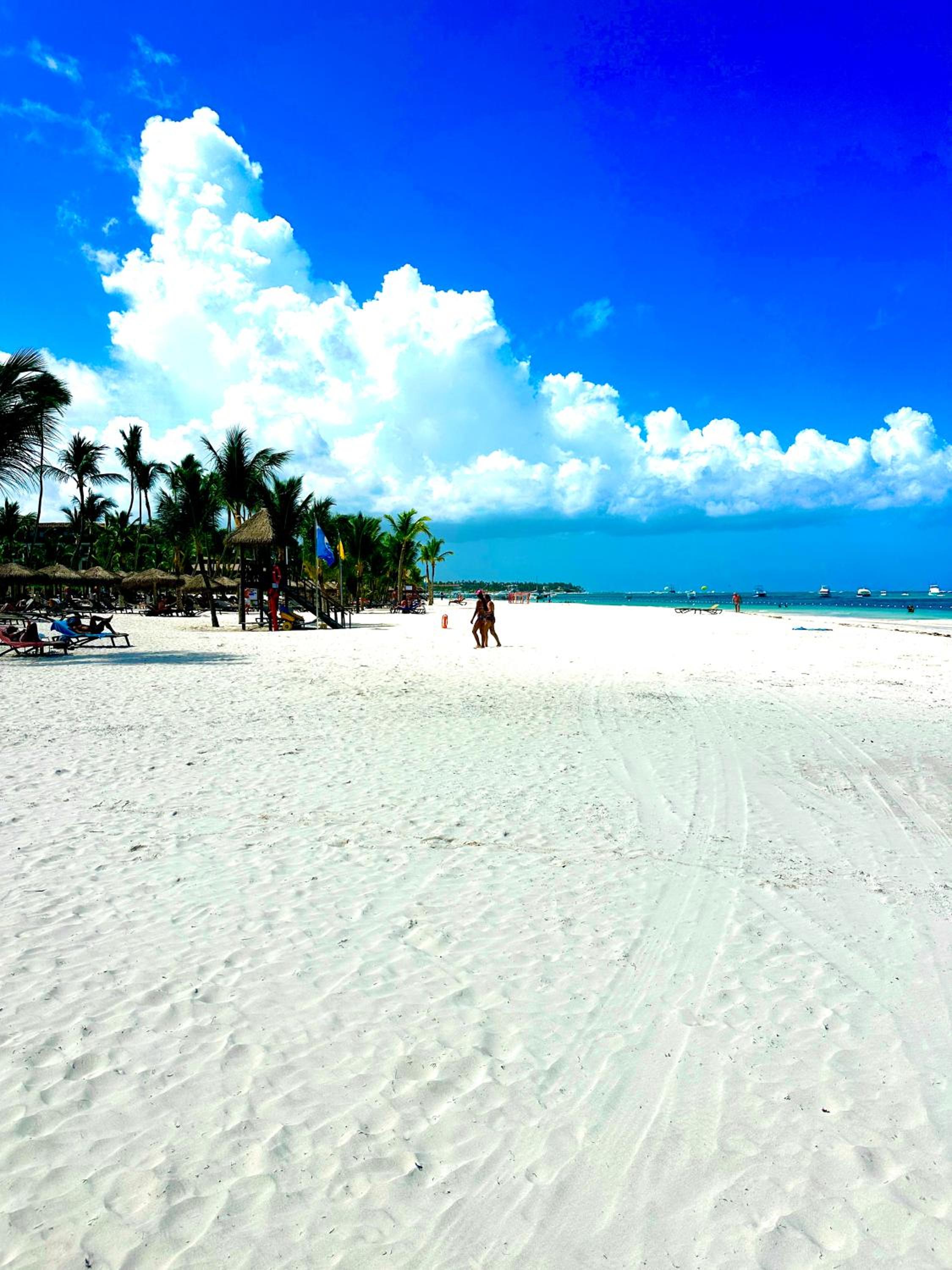 Gold Reef 101 - Exclusiv 2 BR mit Pool, Beach Shuttle und Tiefgarage