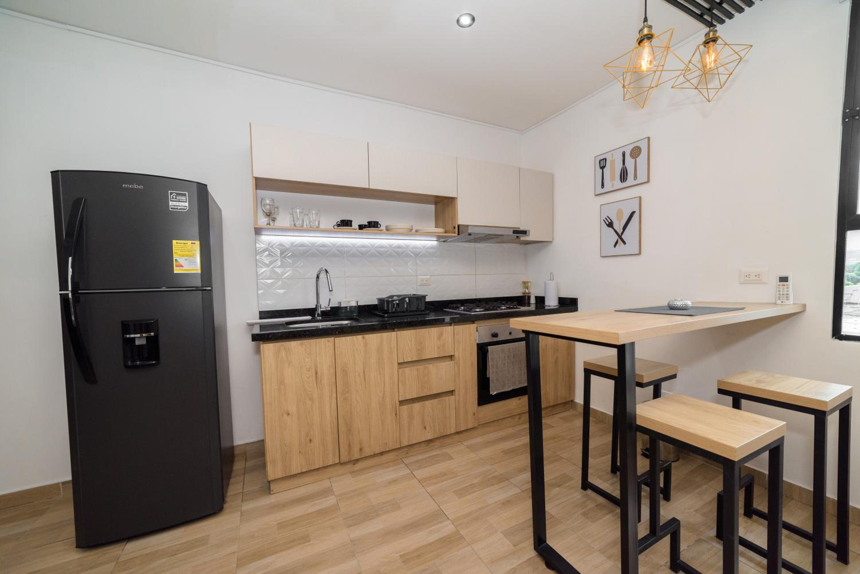 Caobos Center Coliving & Coworking