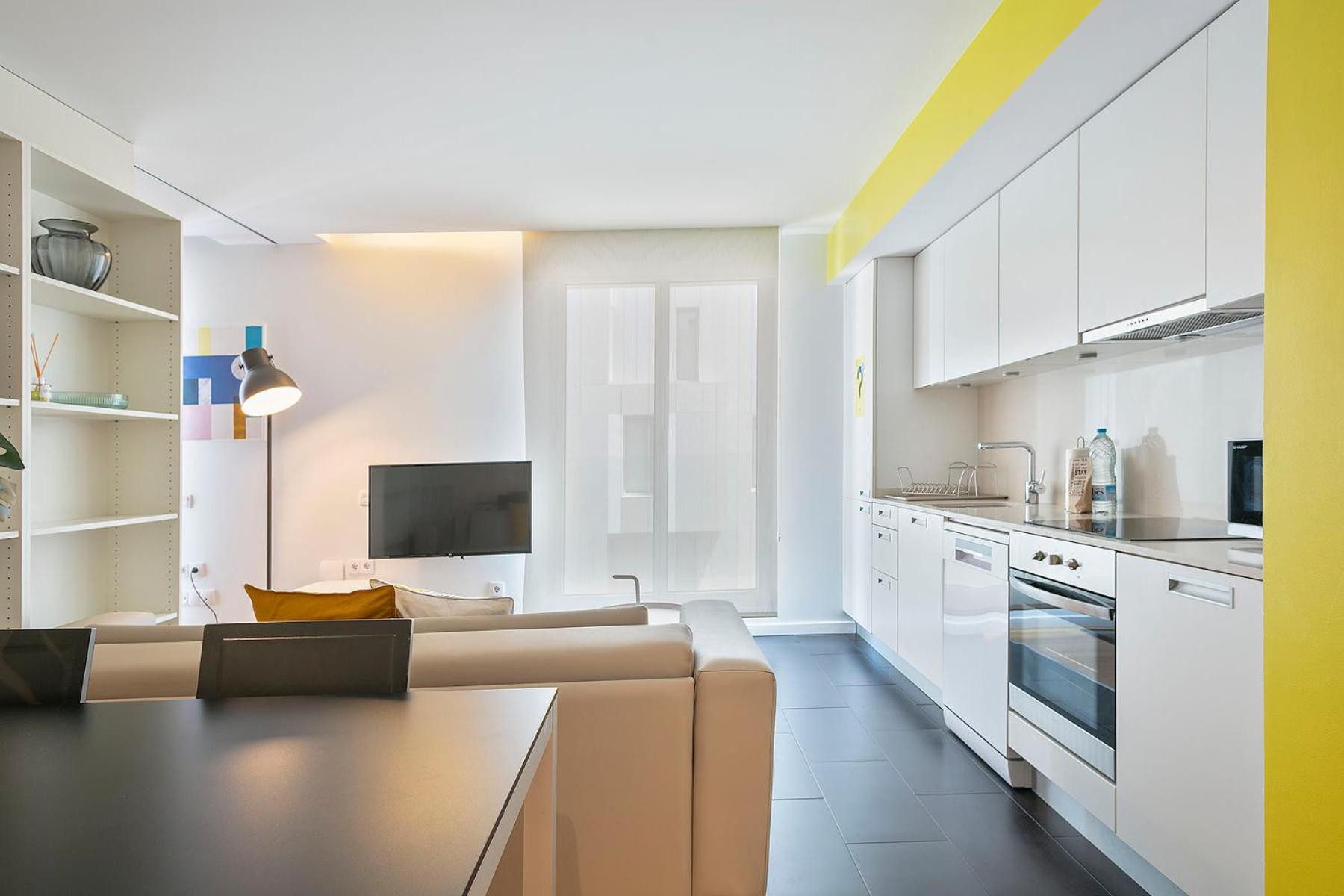 Lugaris Beach Apartments
