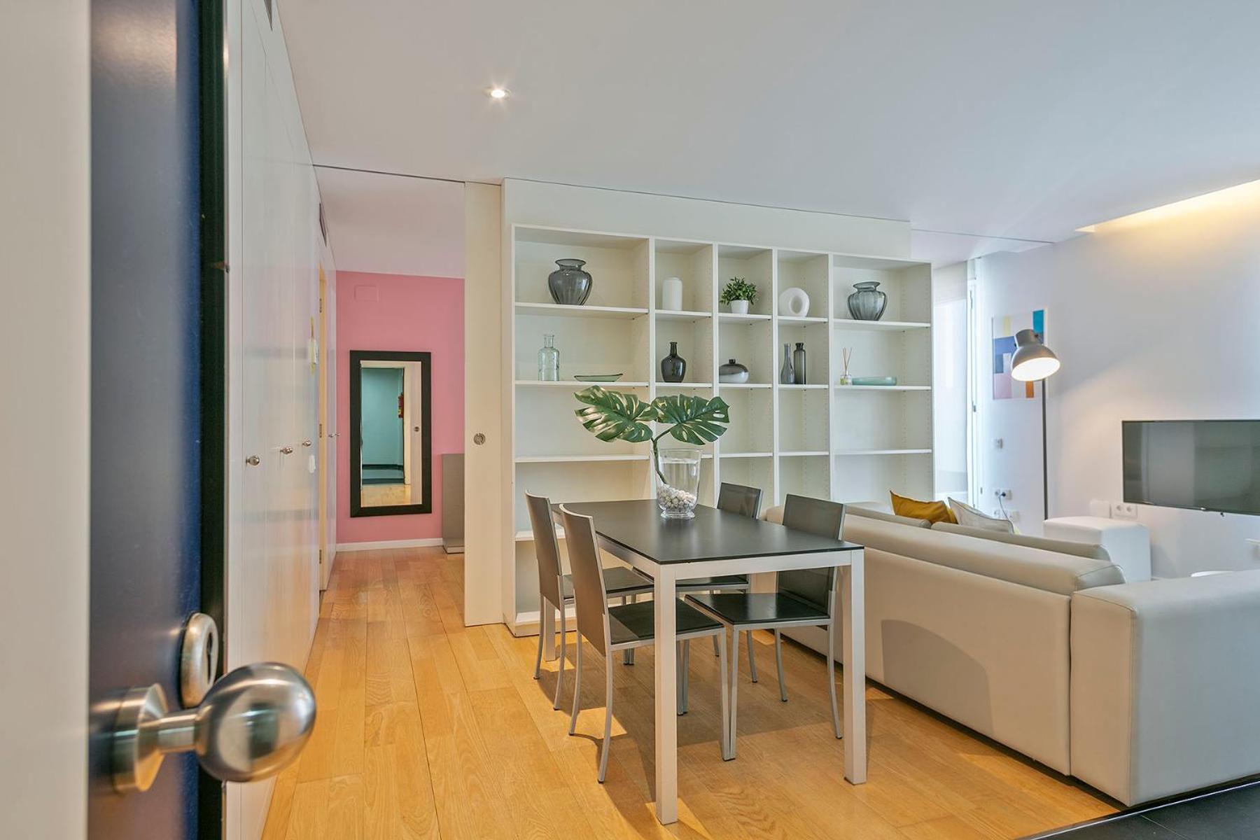Lugaris Beach Apartments