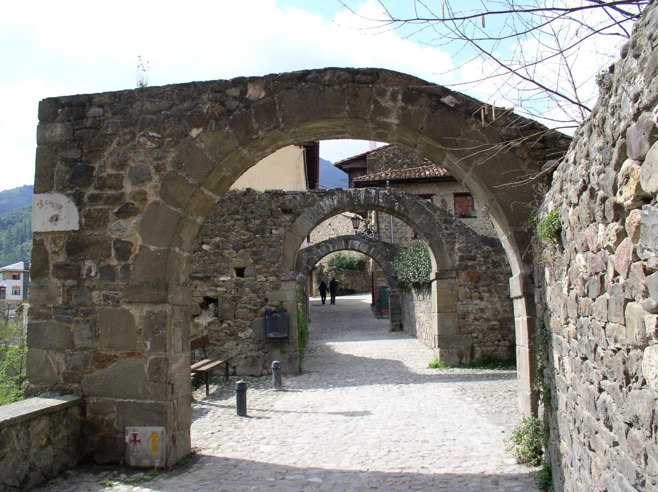 Blissful Escapes in Potes by Just Room