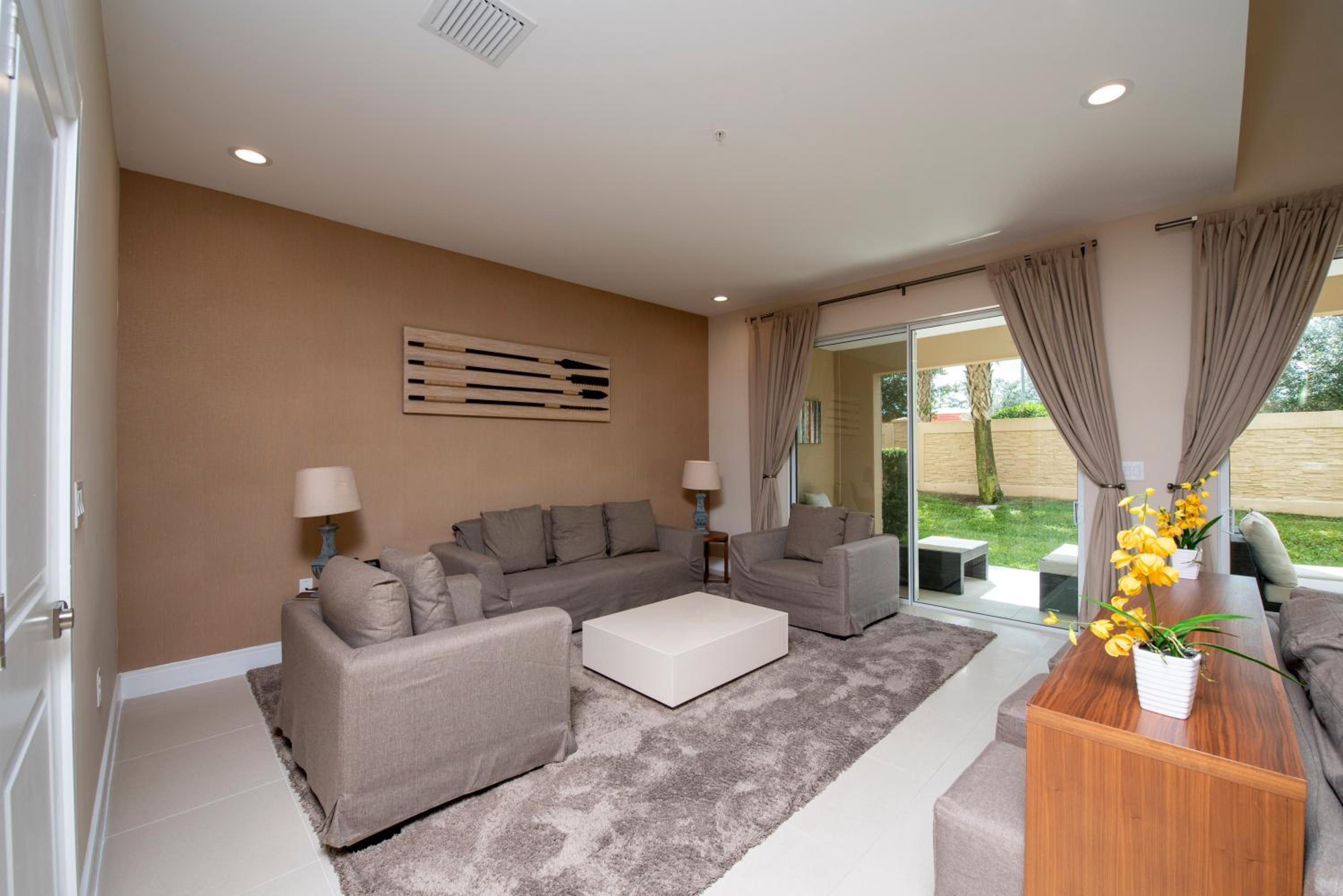 3 bedrooms luxury home near Disney